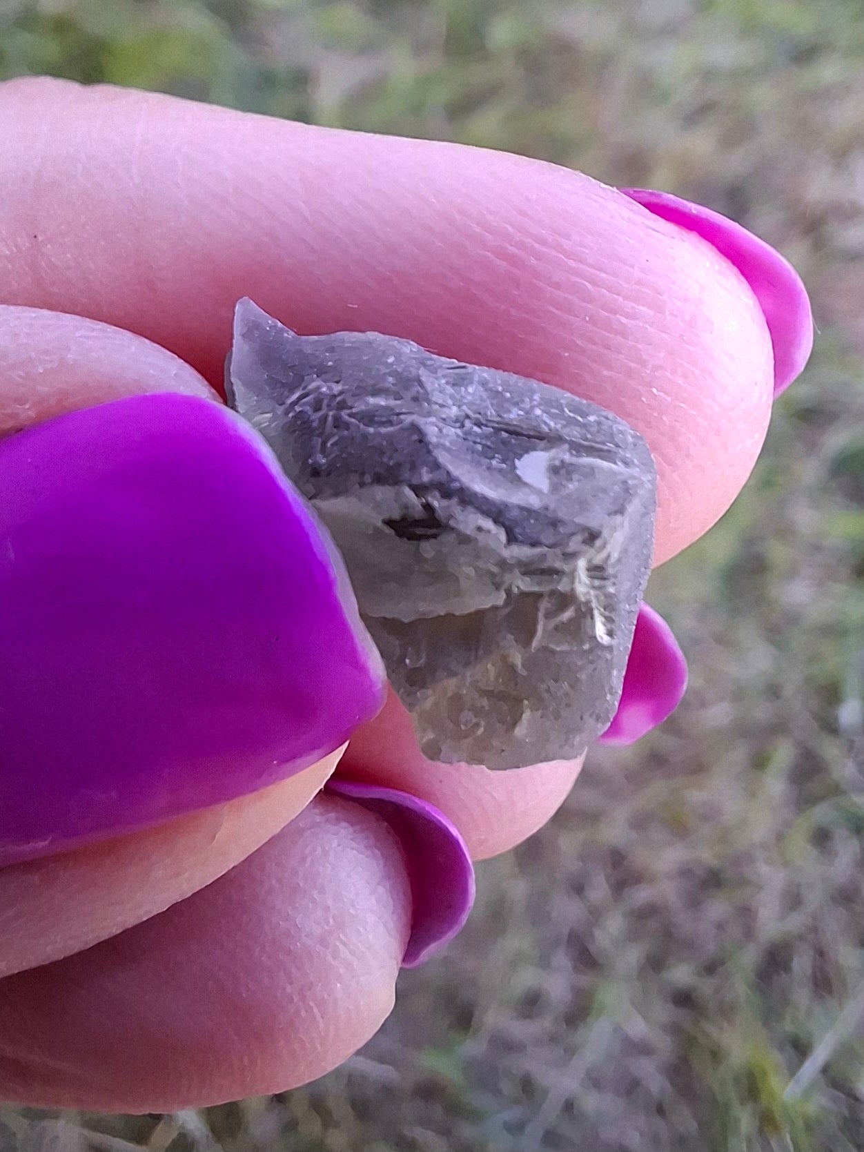 Moldavite Piece, 0.91g, Tektite (Ref: 1460)