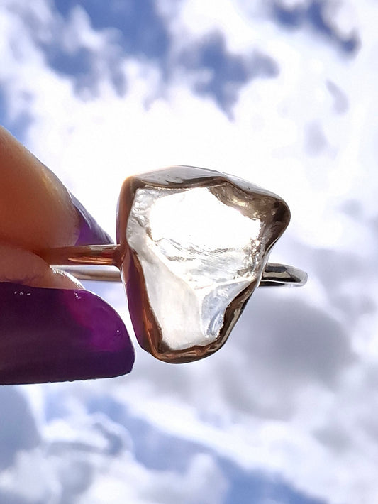 Libyan Desert Glass Ring, size large V, 925 Silver, Tektite (Ref: LR56)