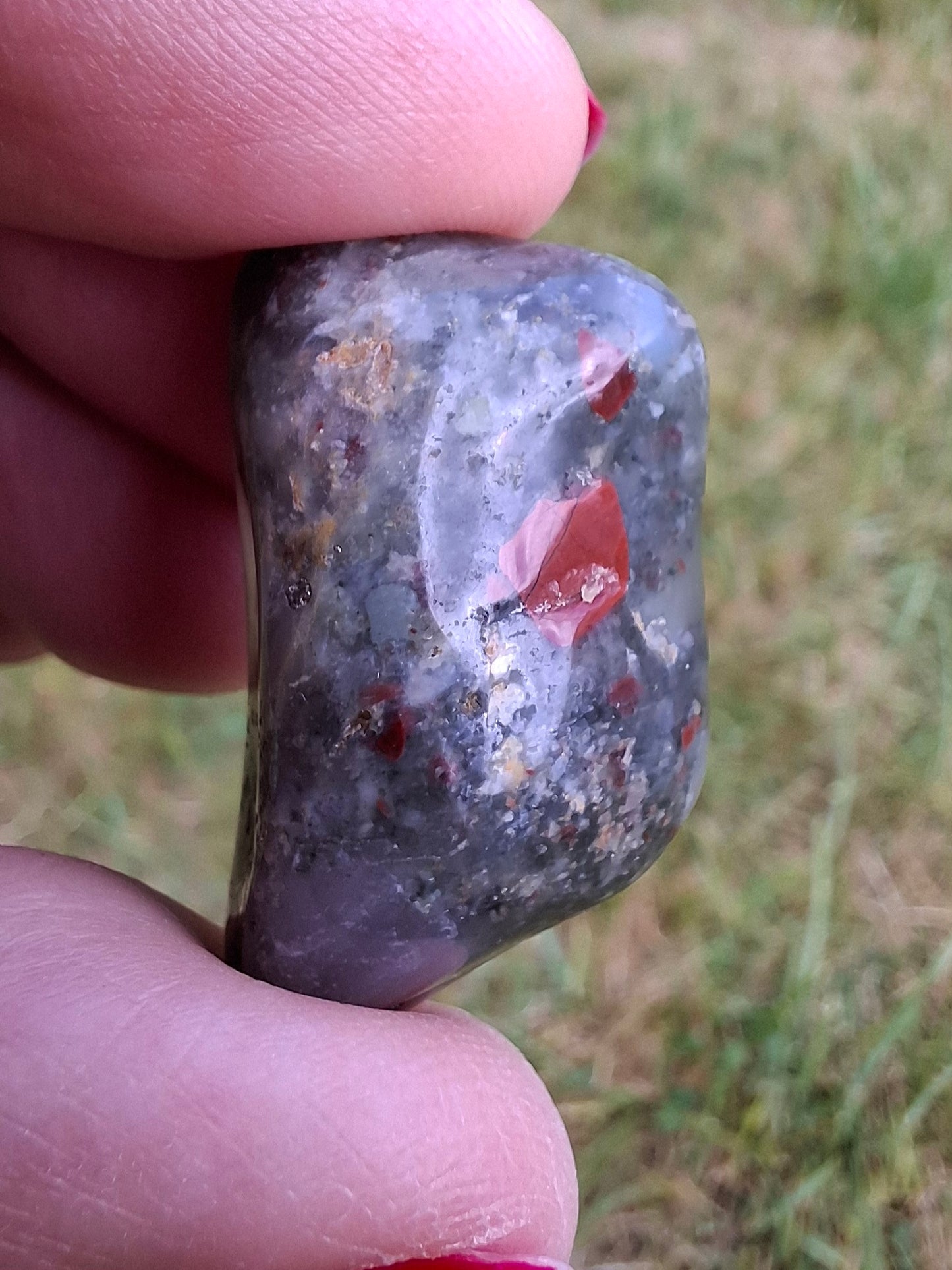 African Blood Stone, Tumble Stone, Crystal (Ref: T173)