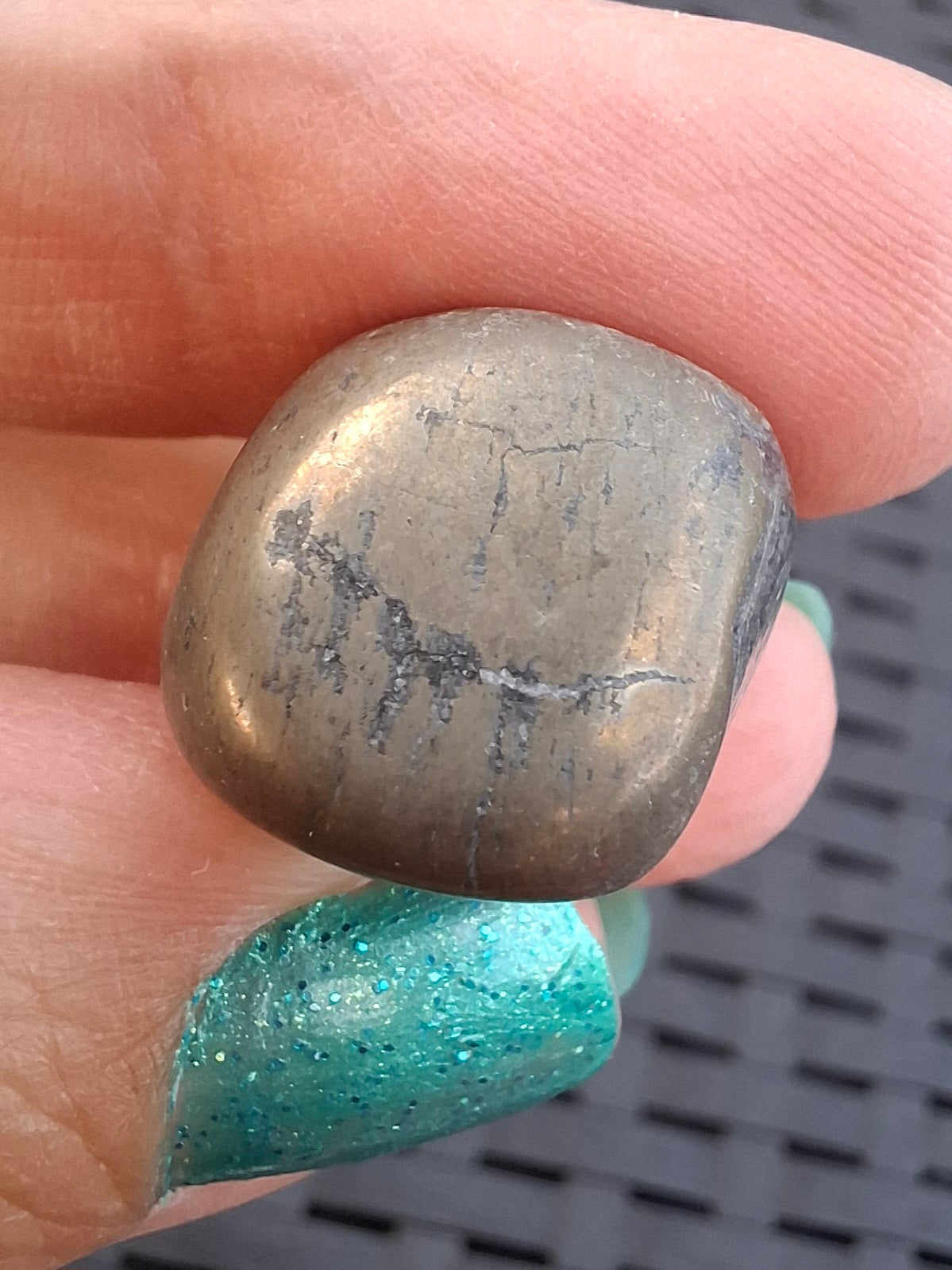 Apache Gold Tumble Stone, Crystal (Ref: T225)