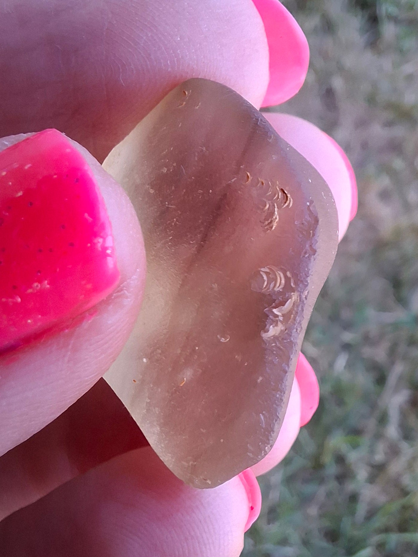 Libyan Desert Glass (darker) Piece, 9.54g, Tektite (Ref: L1371)