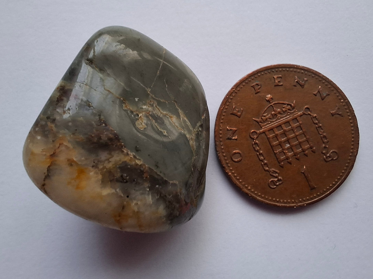 African Blood Stone, Tumble Stone, Crystal (Ref: T174)