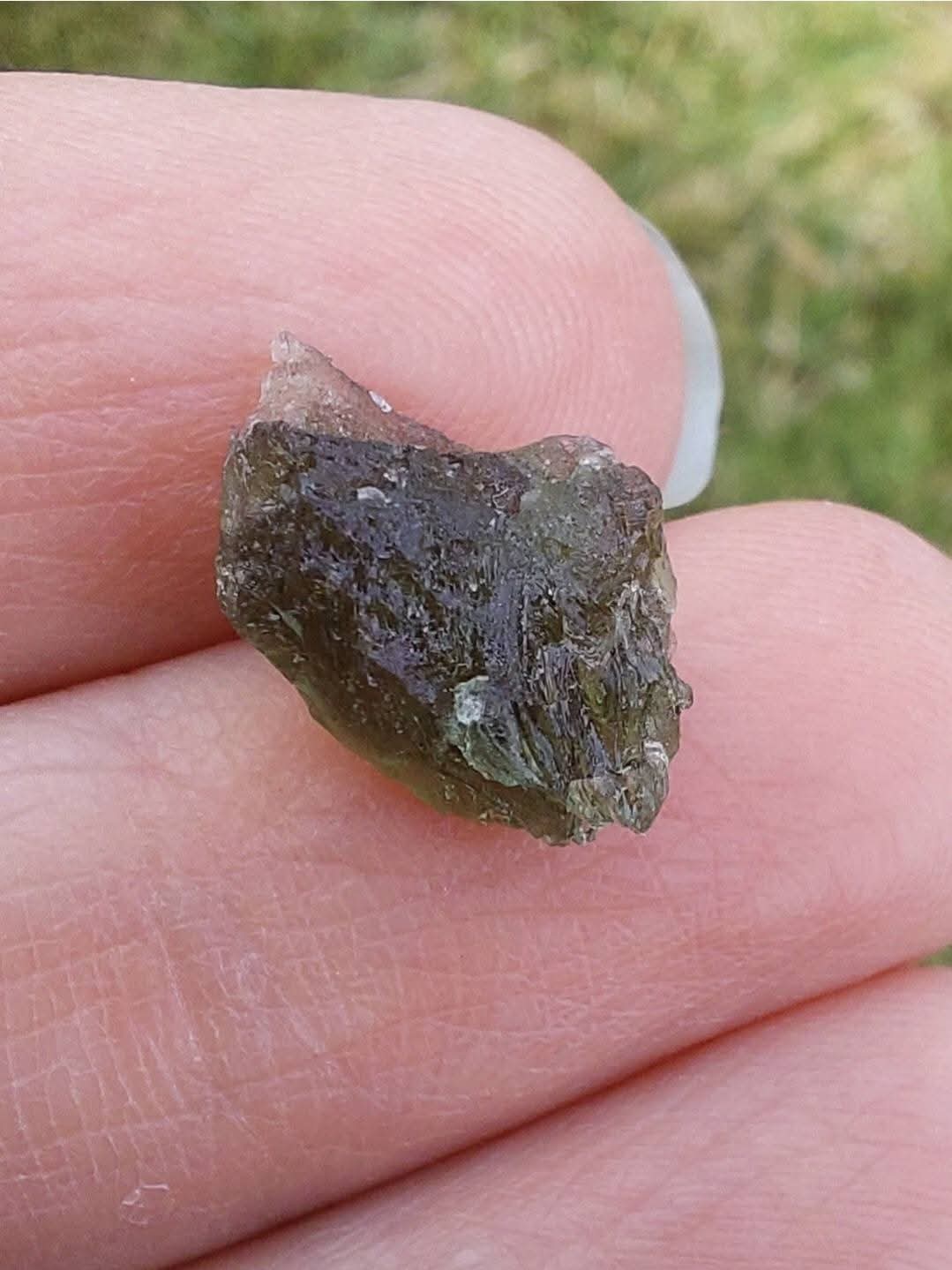 Moldavite Piece, 0.76g, Tektite (Ref: E207)