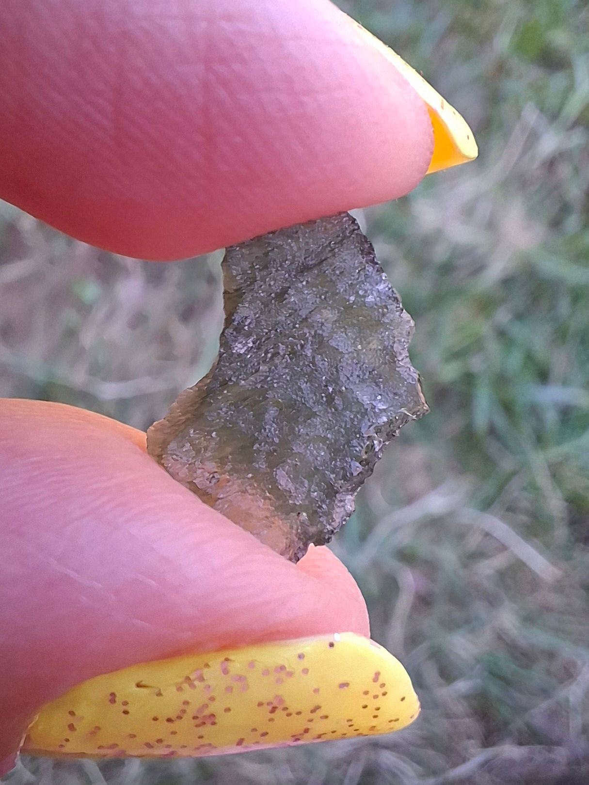 Moldavite Piece, 0.48g, Tektite (Ref: 1480)