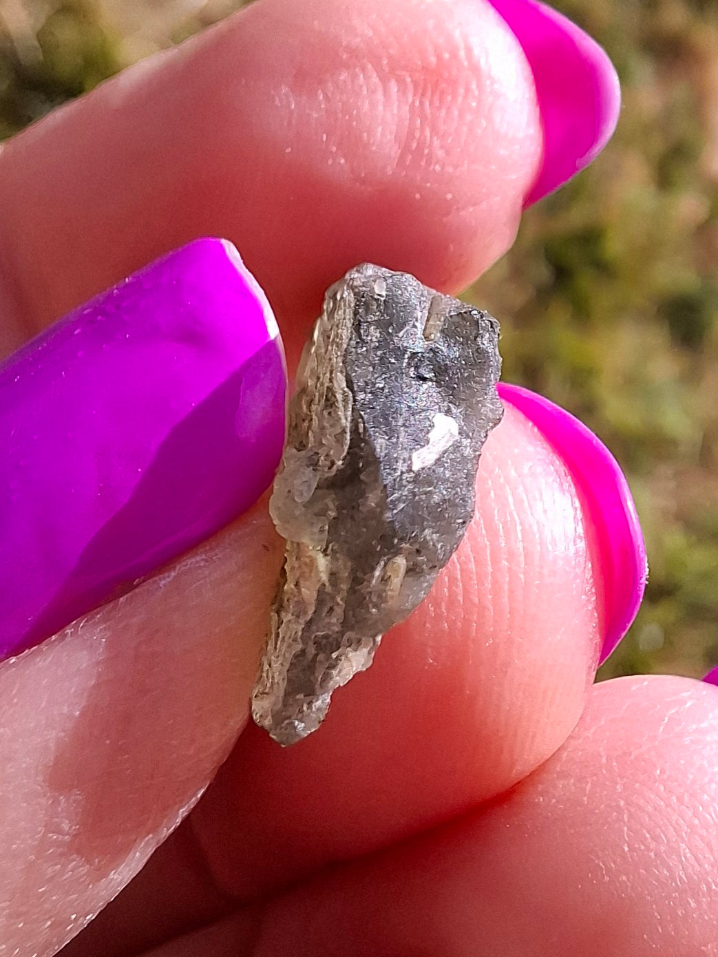 Moldavite Piece, 1.30g, Tektite (Ref: 1434)