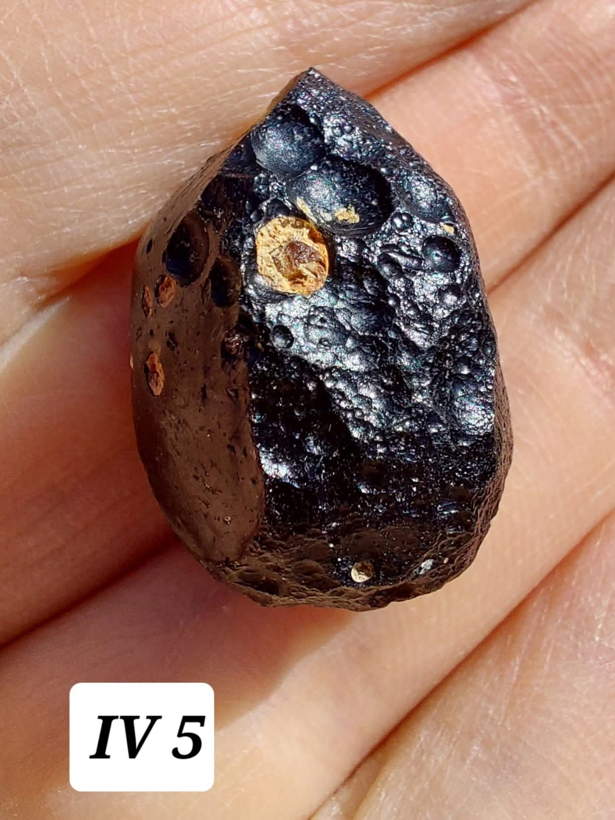 Ivory Coast (Ivorite), RAREST TEKTITE IN THE WORLD, 8.88g, Tektite (Ref: IV5)