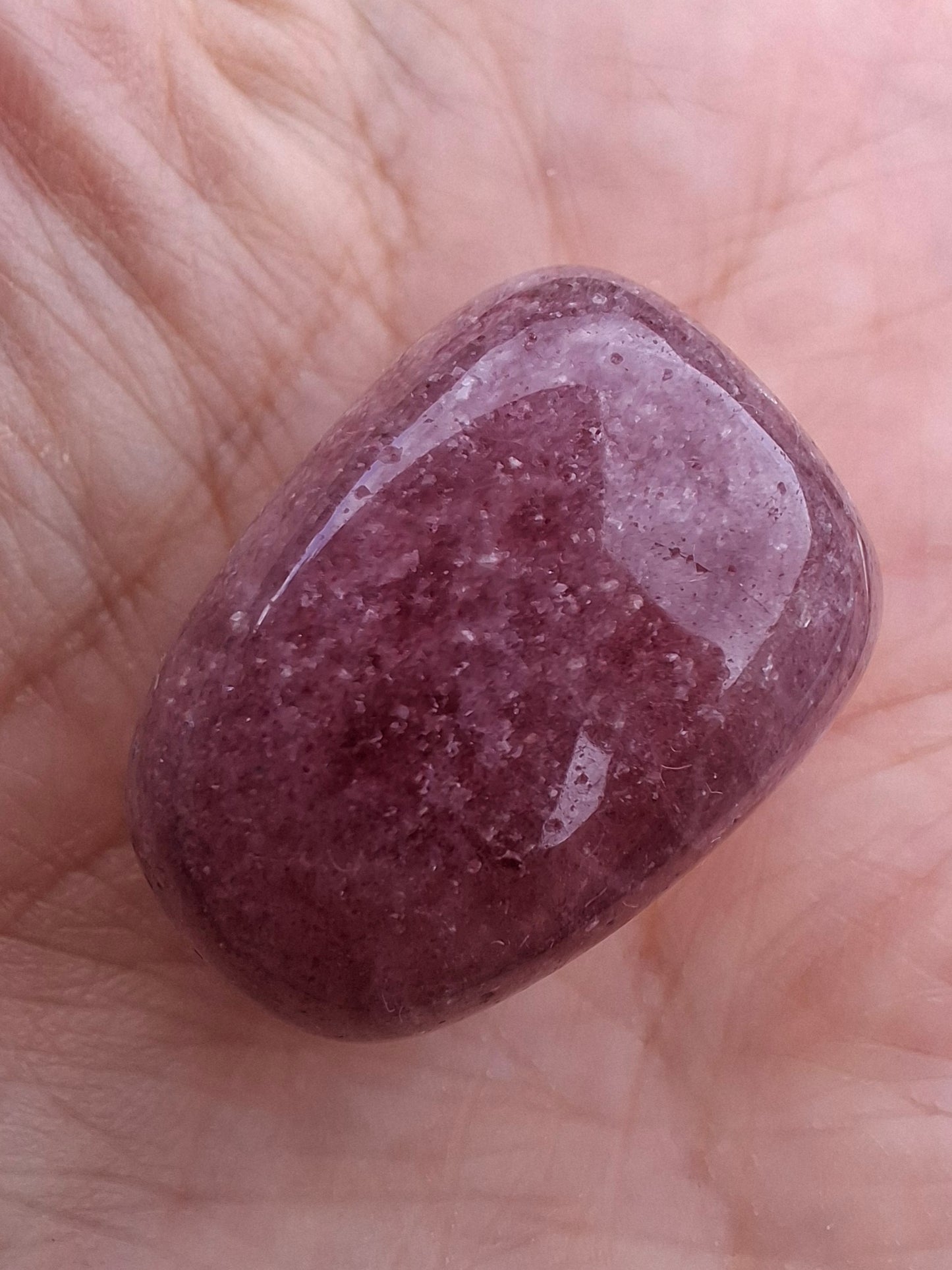 Strawberry Quartz, Tumble Stone, Crystal (Ref: T13)