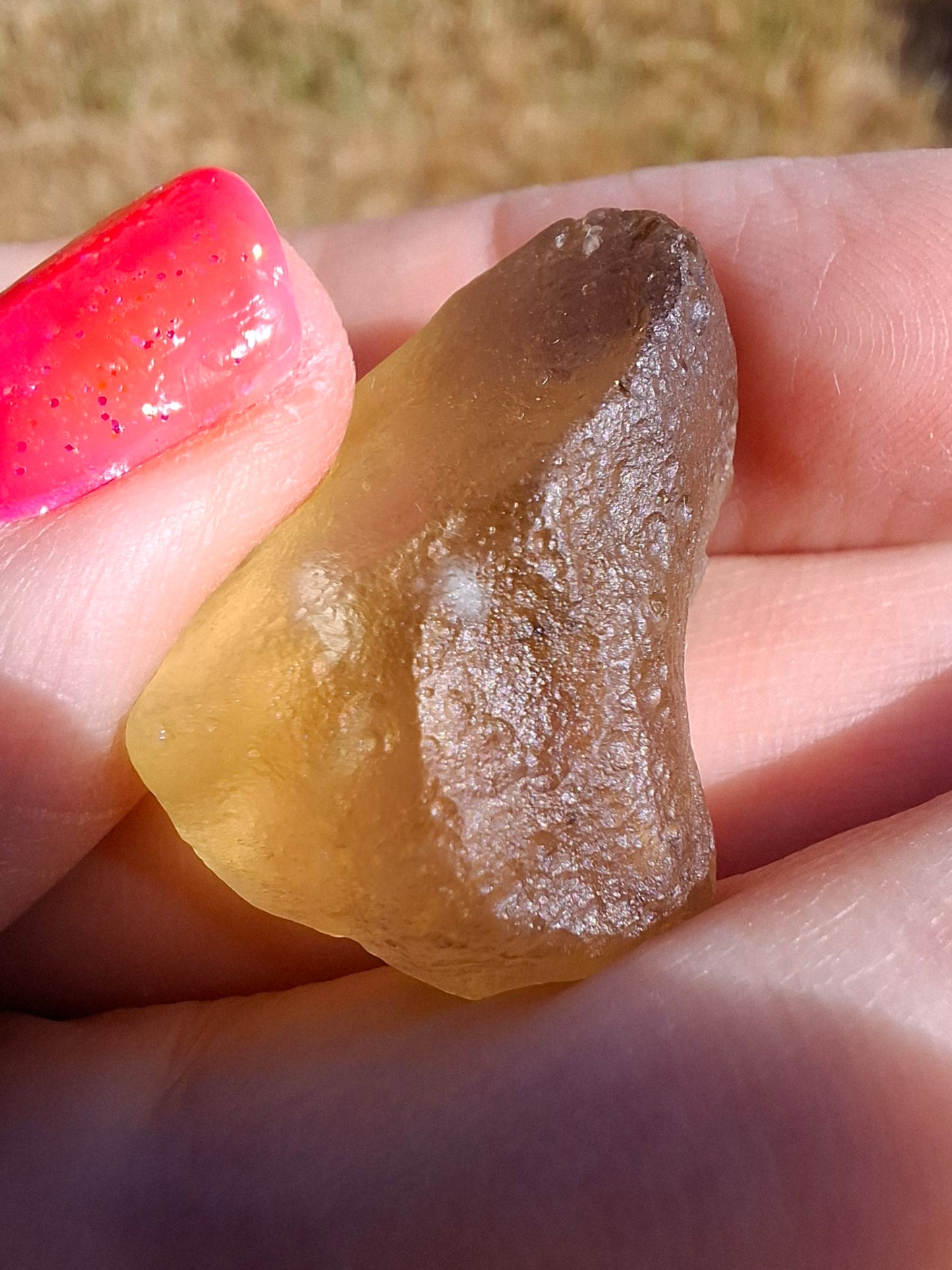 Libyan Desert Glass (darker) Piece, 7.32g, Tektite (Ref: L1369)