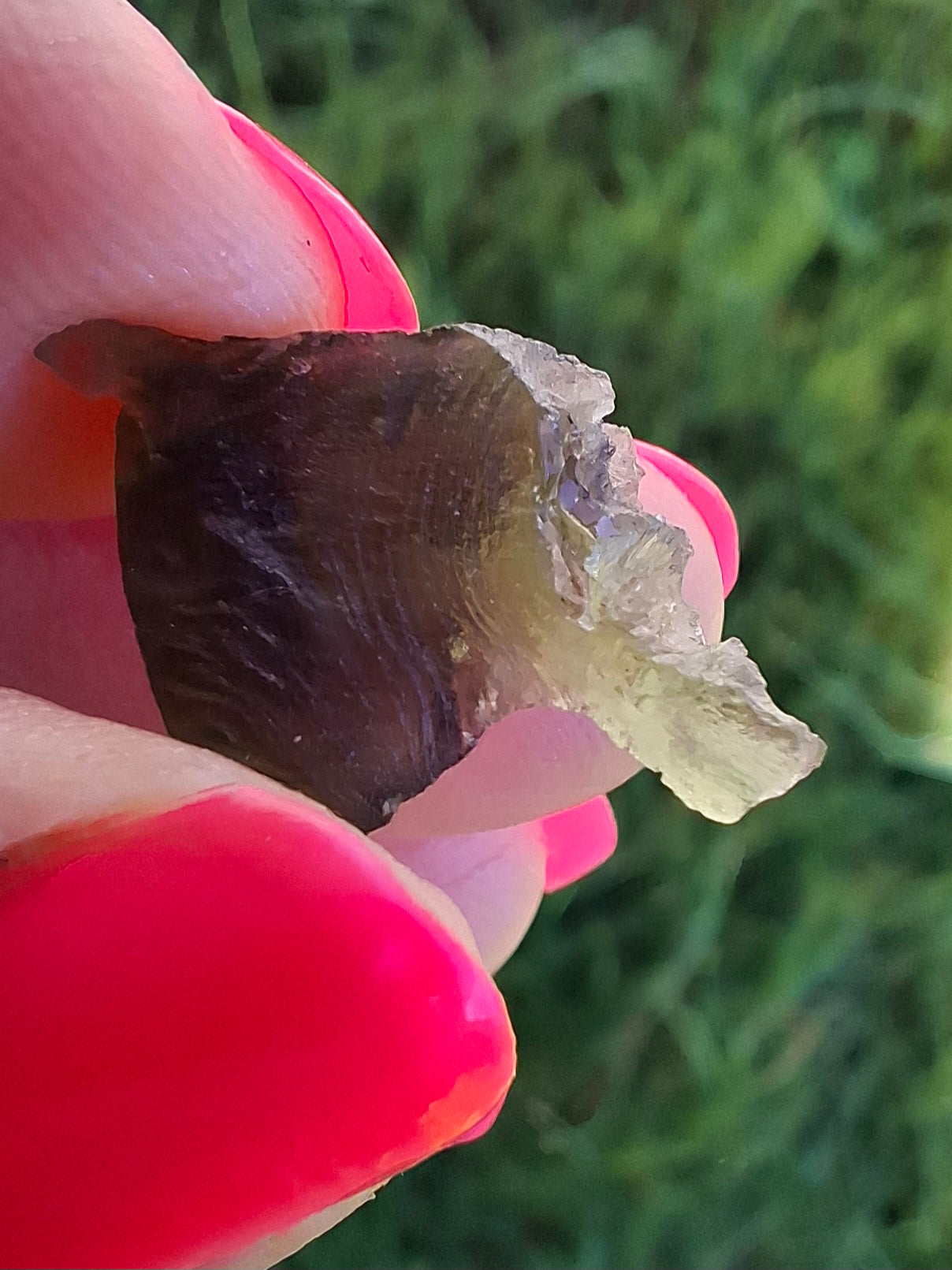 Moldavite Piece, 1.10g, Tektite (Ref: E230)