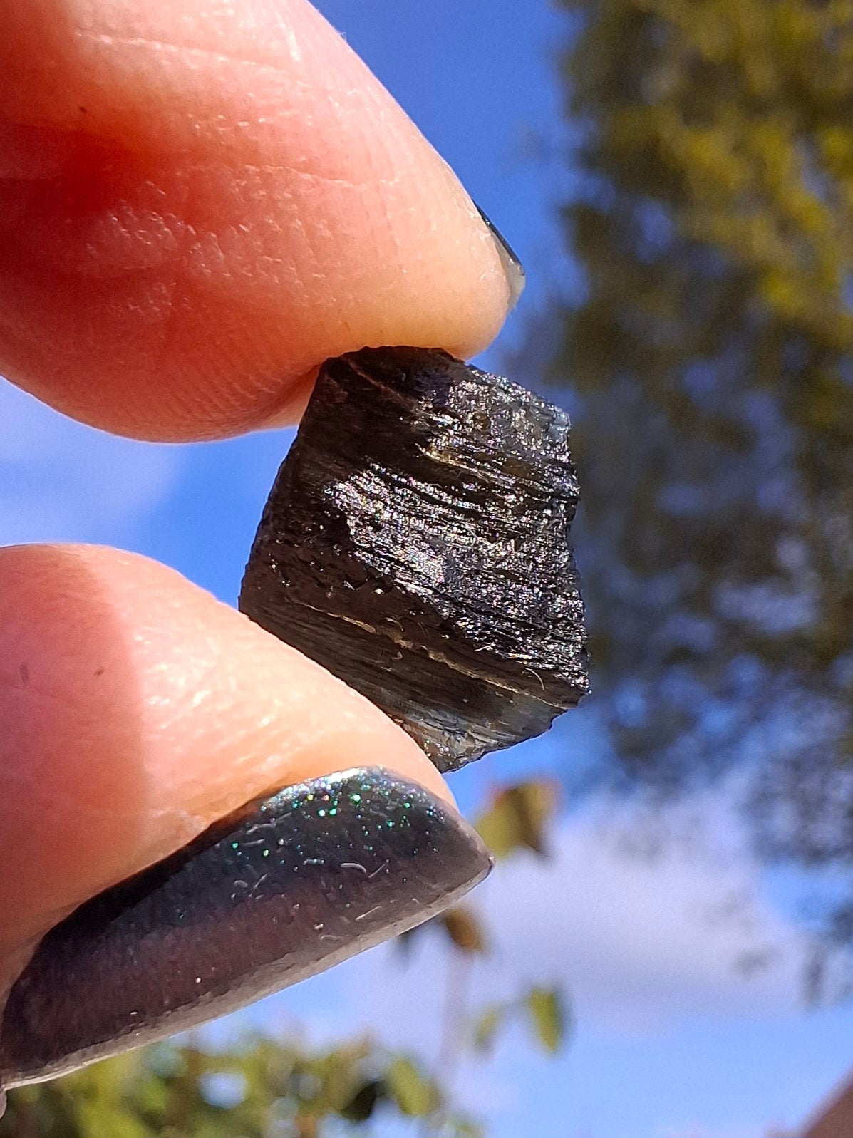 Moldavite Piece, 0.87g, Tektite (Ref: 1392)