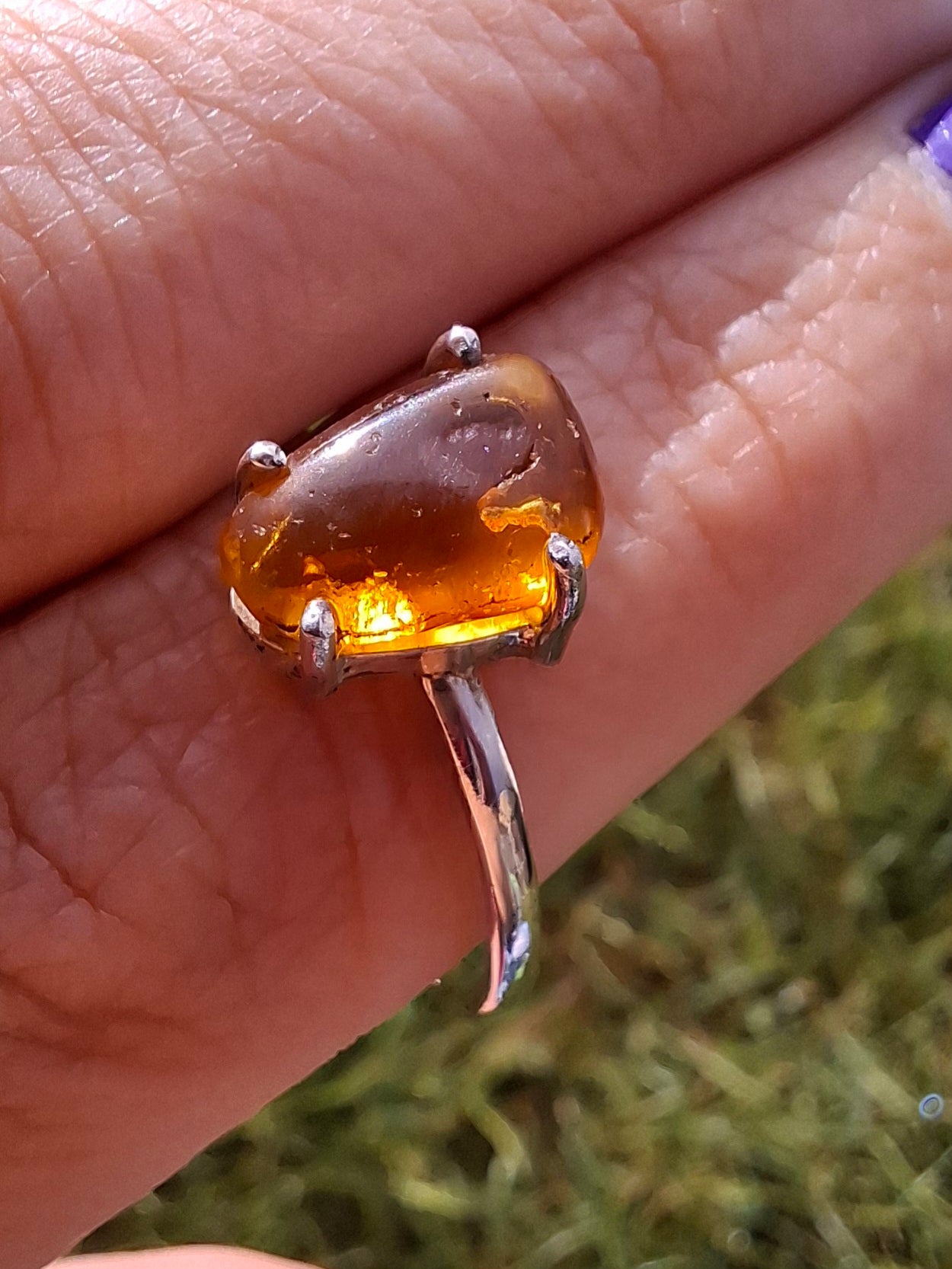 Baltic Amber Ring, size large V, 925 Silver, Fossil (Ref: AR24)