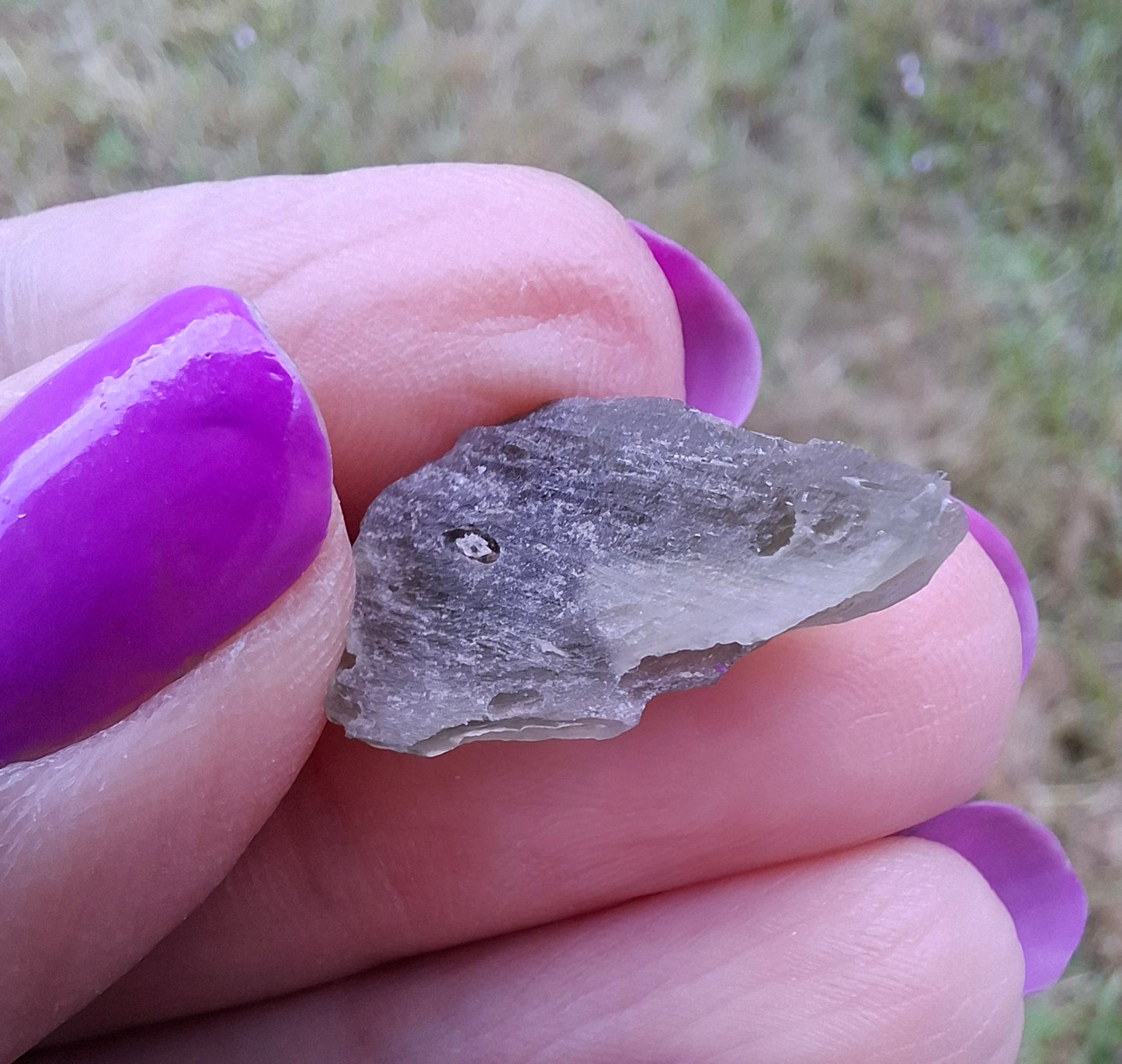 Moldavite Piece, 1.30g, Tektite (Ref: 1434)