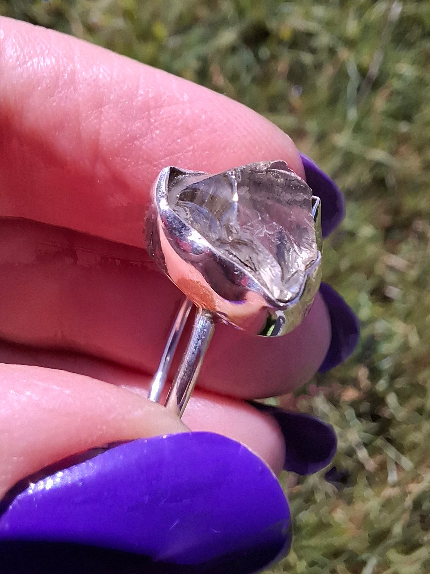 Libyan Desert Glass Ring, size large V, 925 Silver, Tektite (Ref: LR56)
