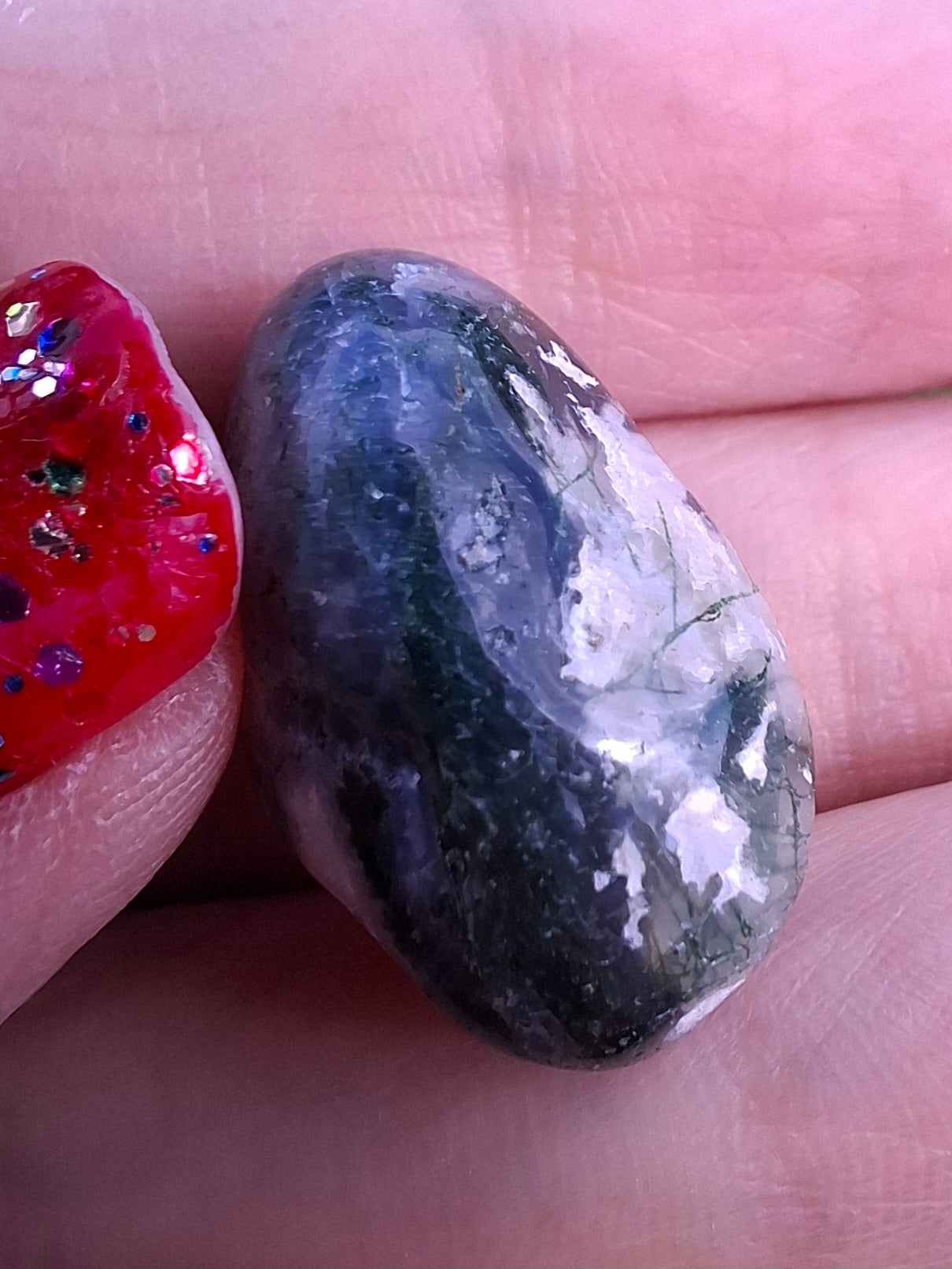 Green Moss Agate, Tumble Stone, Crystal (Ref: T168)