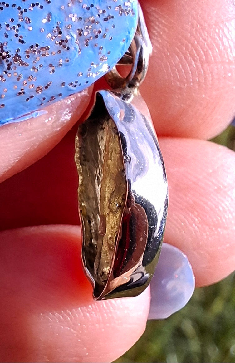 Moldavite Pendant, 925 Silver, Tektite (Ref: P43)
