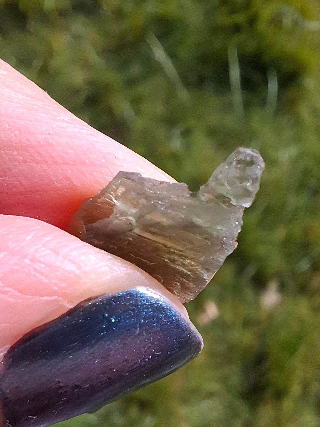 Moldavite Piece, 0.52g, Tektite (Ref: 1389)