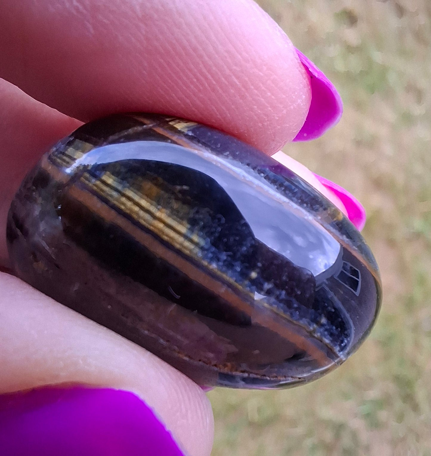 Blue Tigers Eye, Tumble Stone, Crystal (Ref: T24)