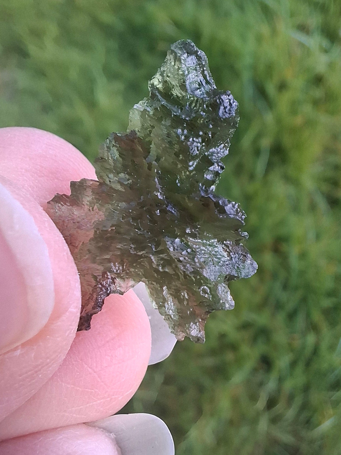 Moldavite Piece, JEZKOVNA BESEDNICE, 1.62g, Tektite (Ref: 1276)