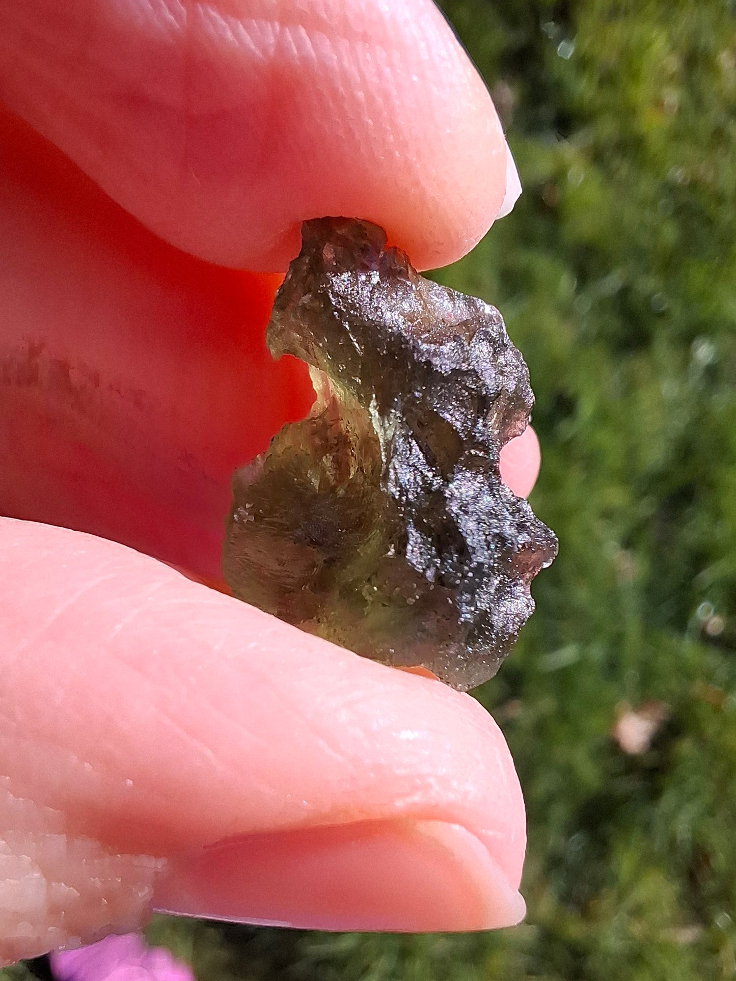 Moldavite Piece, 2.18g, Tektite (Ref: 1337)