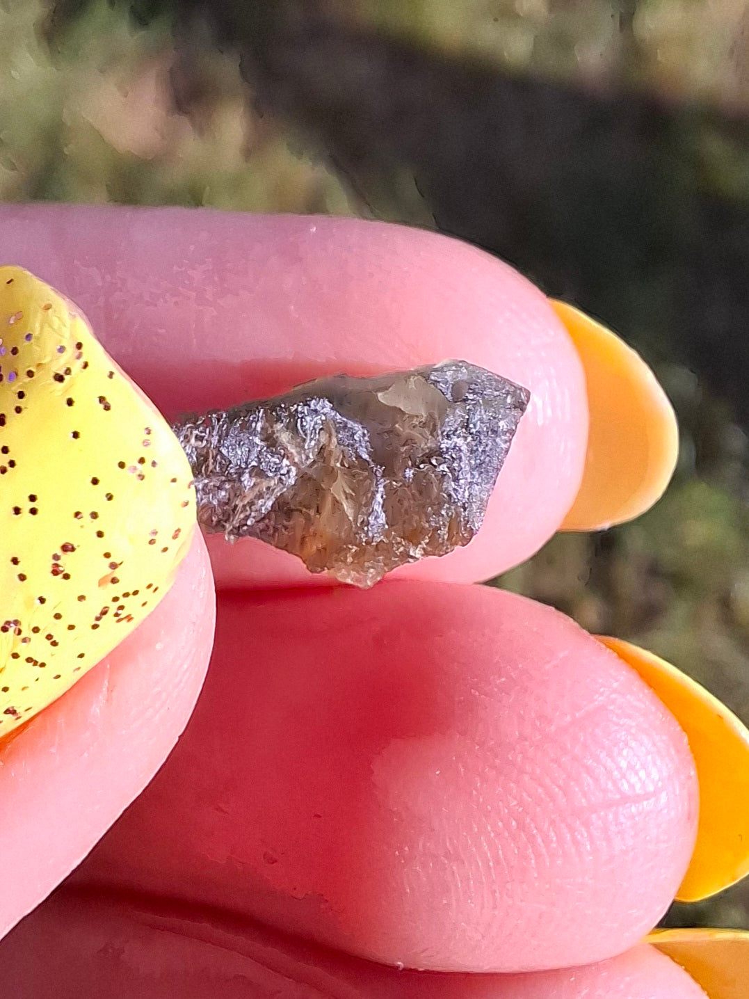 Moldavite Piece, 0.75g, Tektite (Ref: 1483)