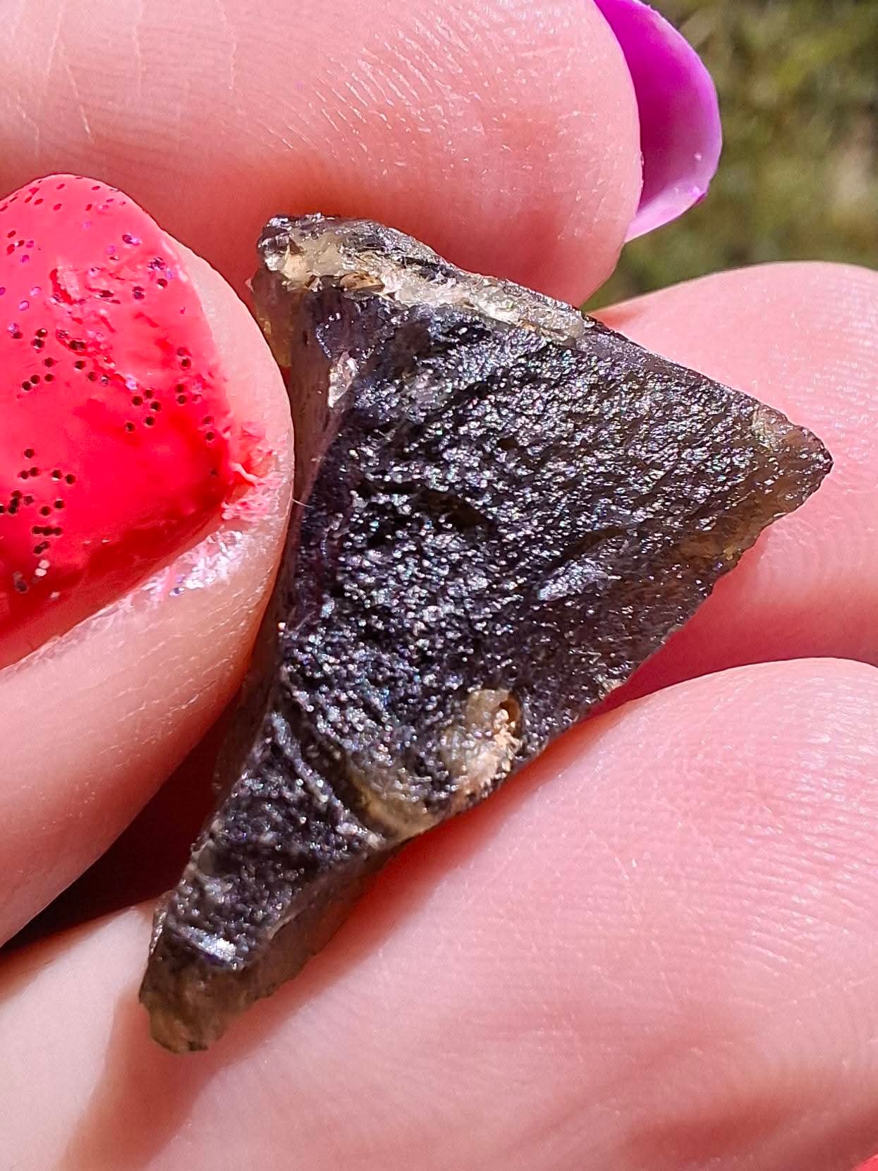 Moldavite Piece, 2.28g, Tektite (Ref: 1301)