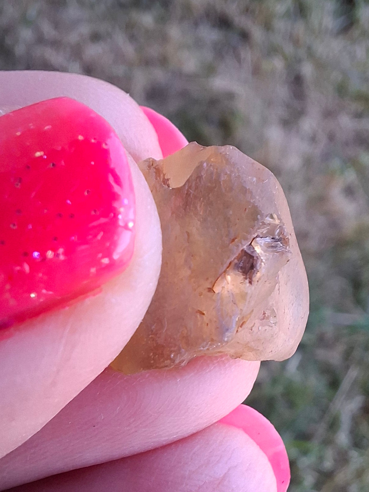 Libyan Desert Glass (darker) Piece, 3.72g, Tektite (Ref: L1378)