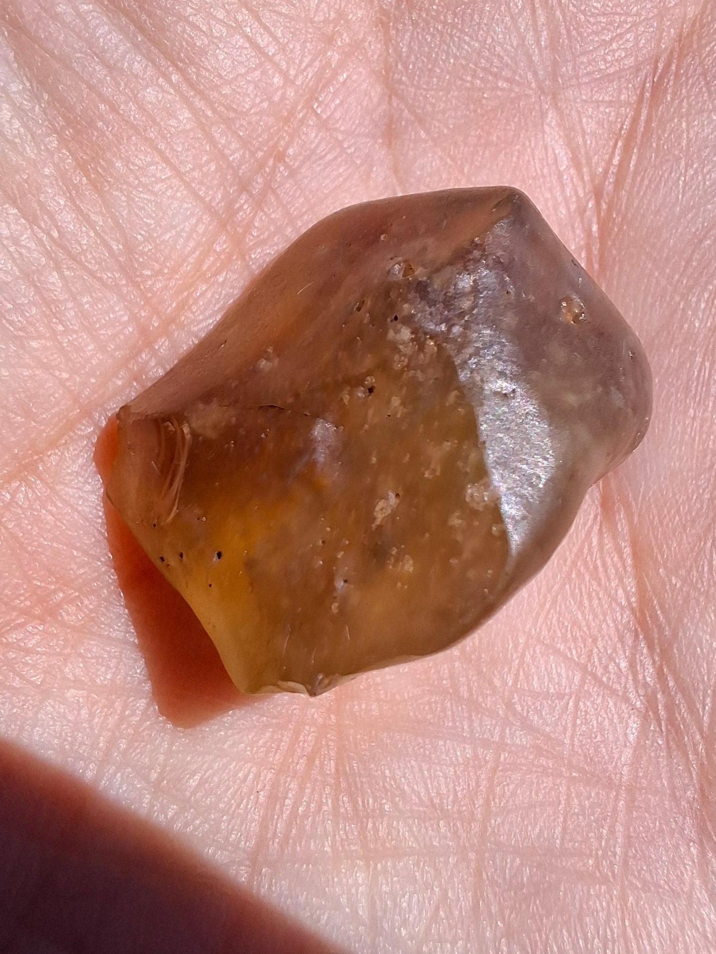 Libyan Desert Glass (darker) Piece, 6.82g, Tektite (Ref: L1365)