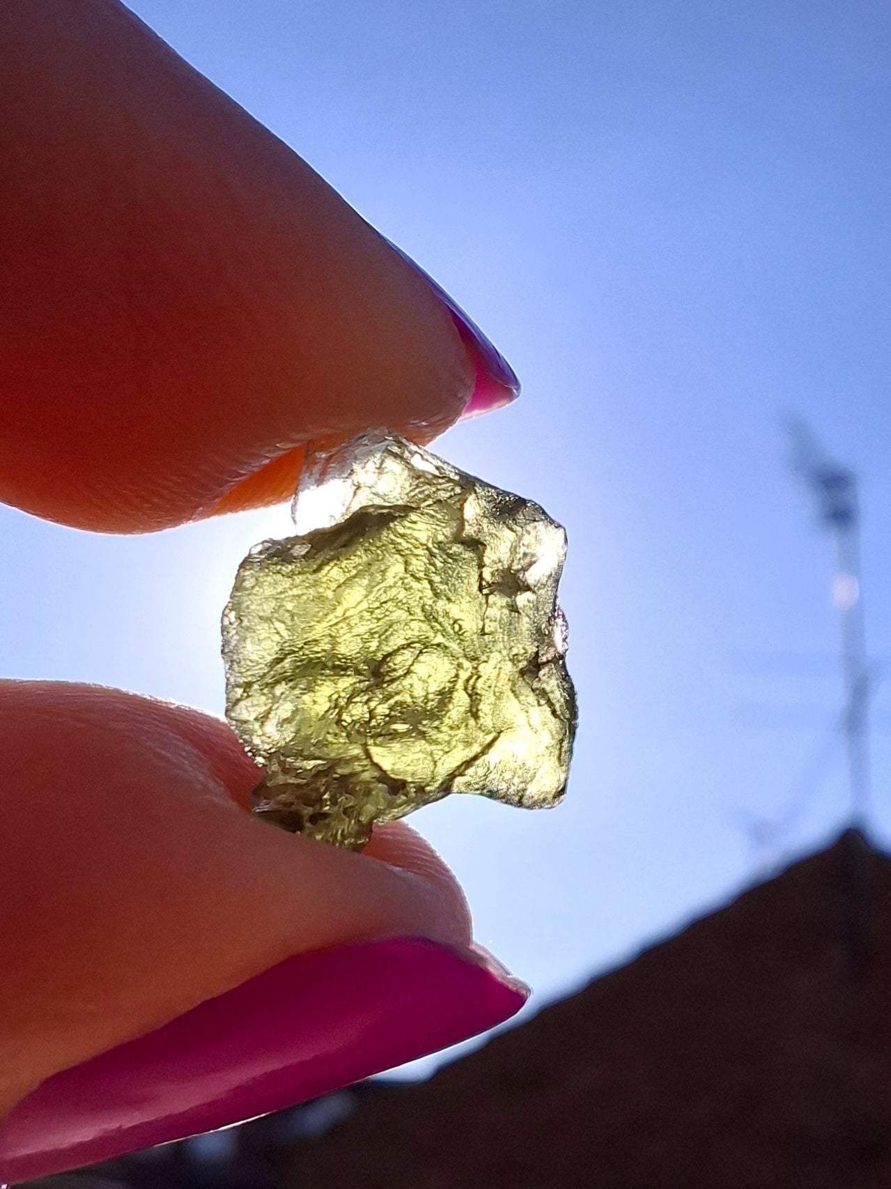Moldavite Piece, 0.84g, Tektite (Ref: 1445)