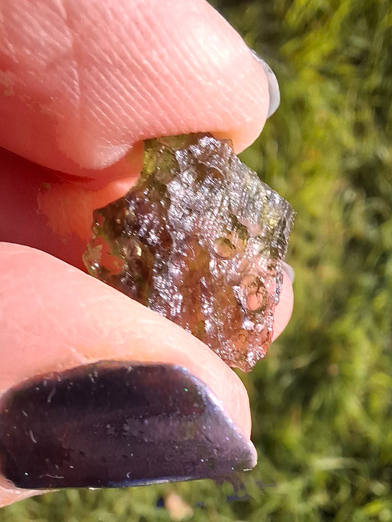 Moldavite Piece, 0.65g, Tektite (Ref: 1382)