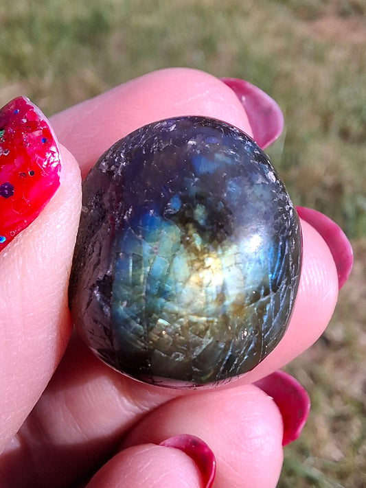 Labradorite, Tumble Stone, Crystal (Ref: T206)