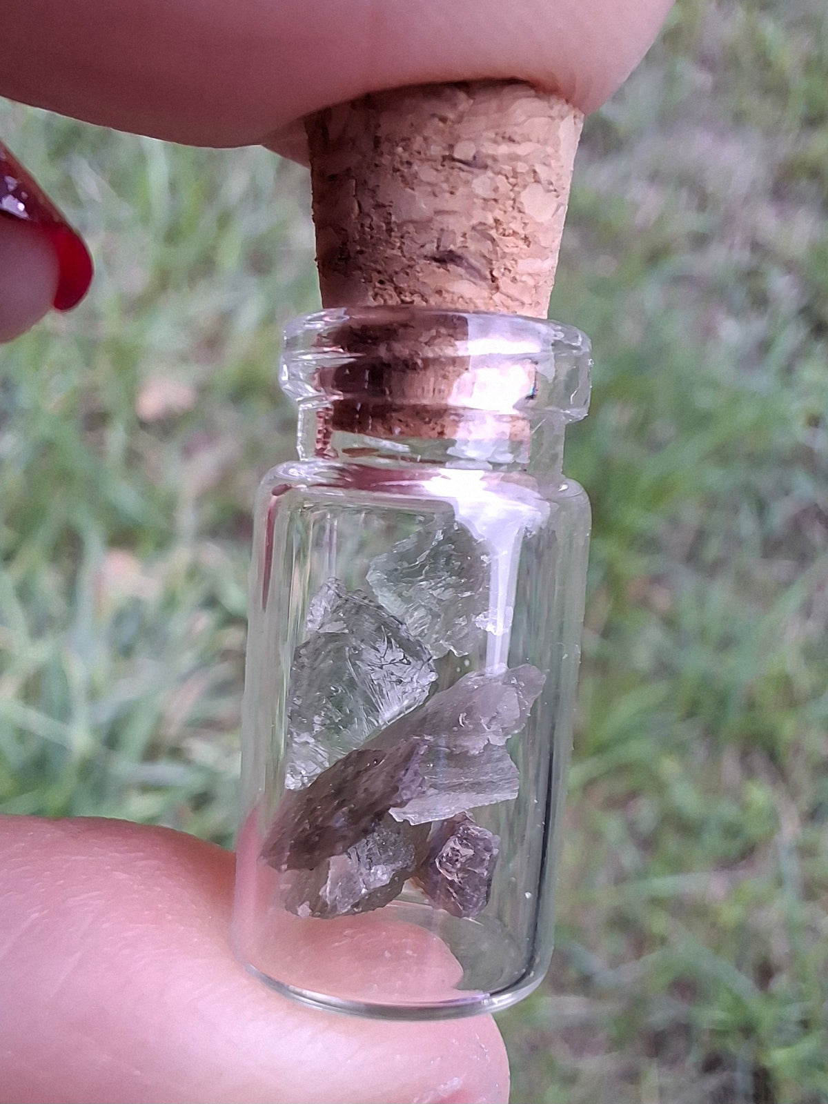 Moldavite Chips (0.50g) in 1ml Bottle, Tektite (Ref; B26)