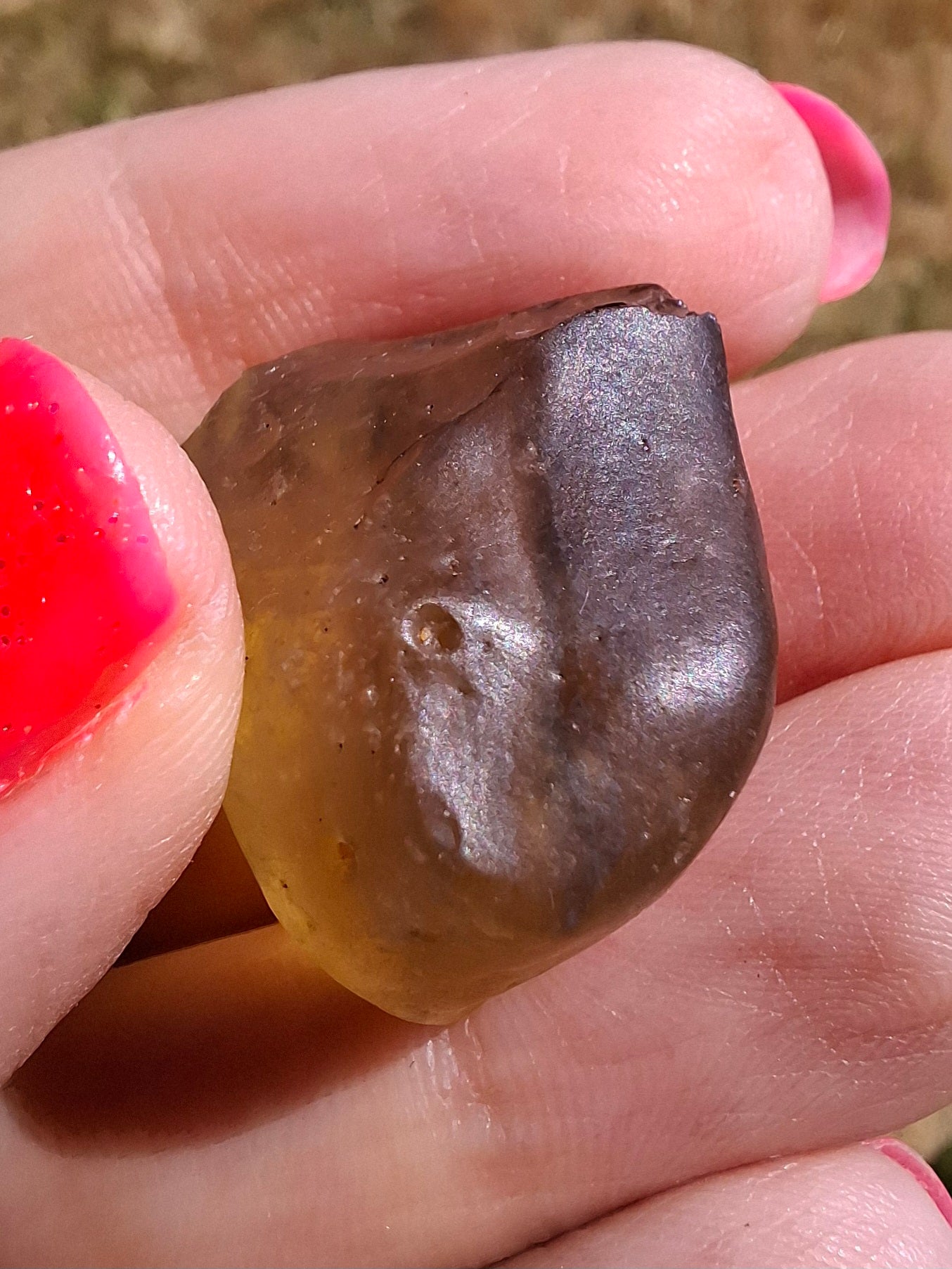 Libyan Desert Glass (darker) Piece, 6.82g, Tektite (Ref: L1365)