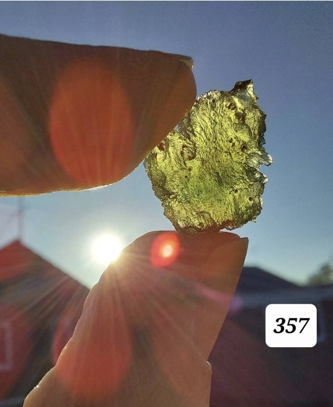 Moldavite Piece, 1.56g, Tektite (Ref: 357)