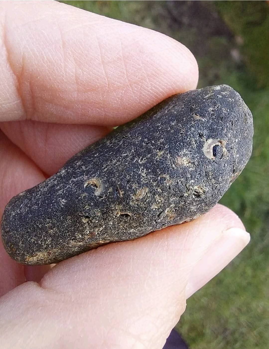 Moldavite Piece, CHLUM FIELD, 15.77g, Tektite (Ref: 1045)