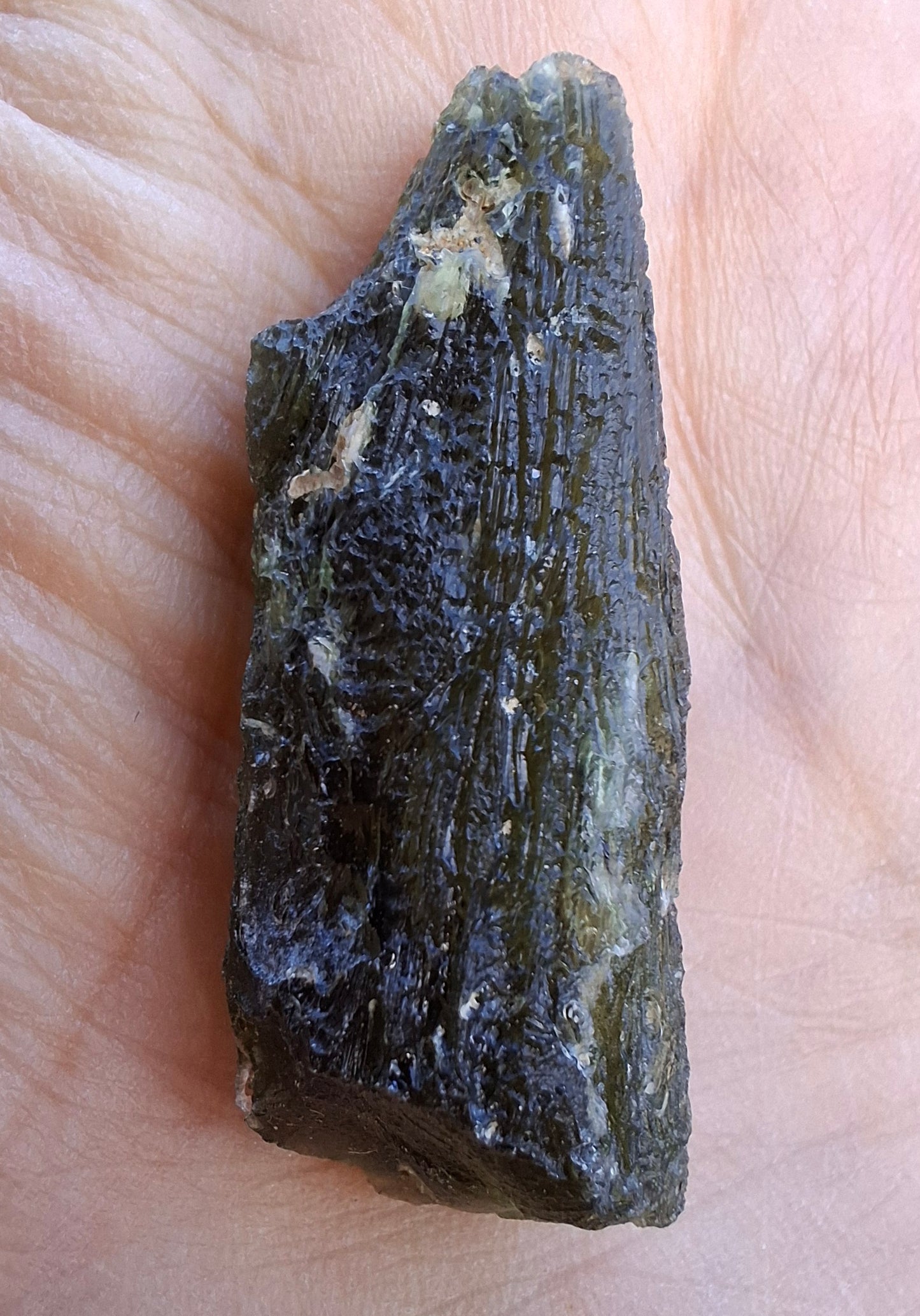 Moldavite Piece, NESMEN, 8.47g, Tektite (Ref: 1372)
