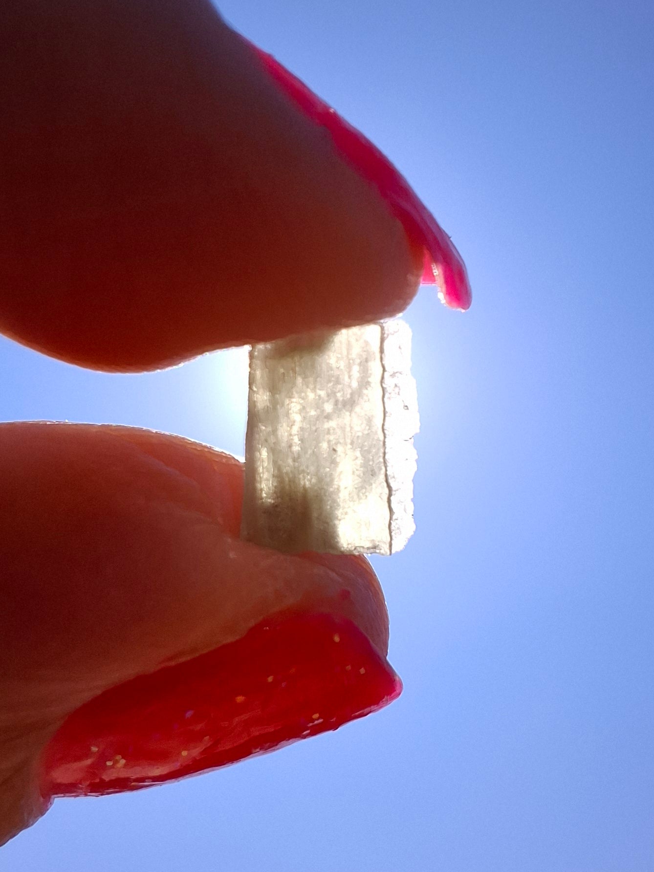 Moldavite tiny piece, SNOWFLAKE, FROSTED, BRUSNA, 0.18g, Tektite (Ref: 1496)