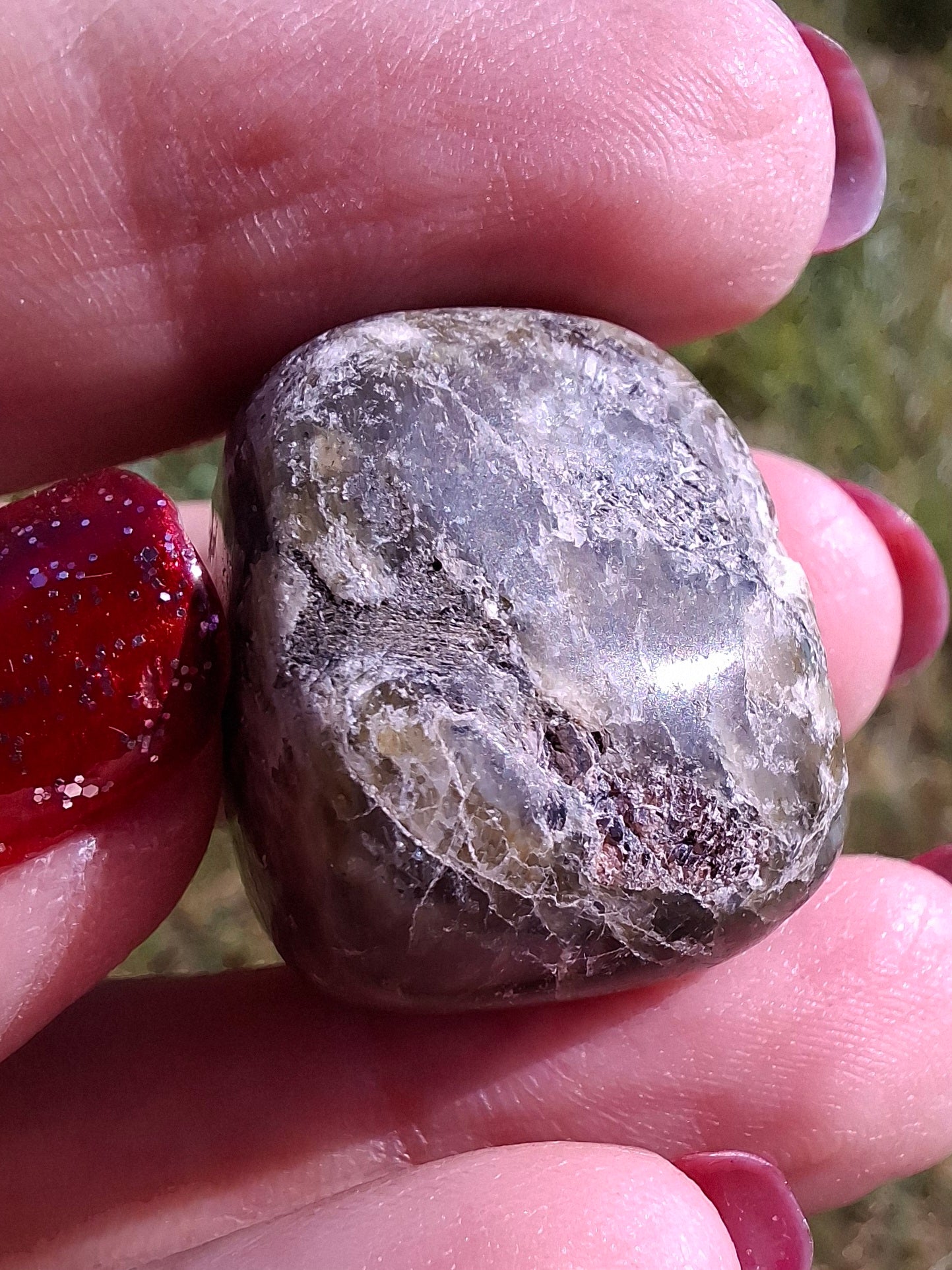 Labradorite, Tumble Stone, Crystal (Ref: T210)
