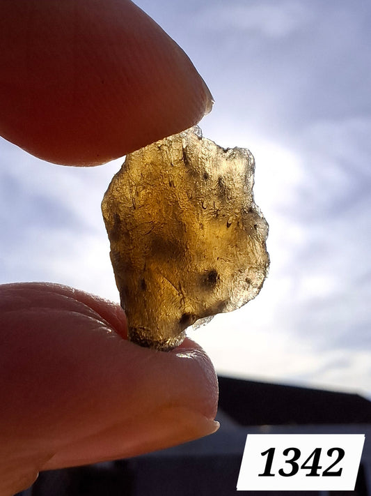 Moldavite Piece, 1.76g, Tektite (Ref: 1342)