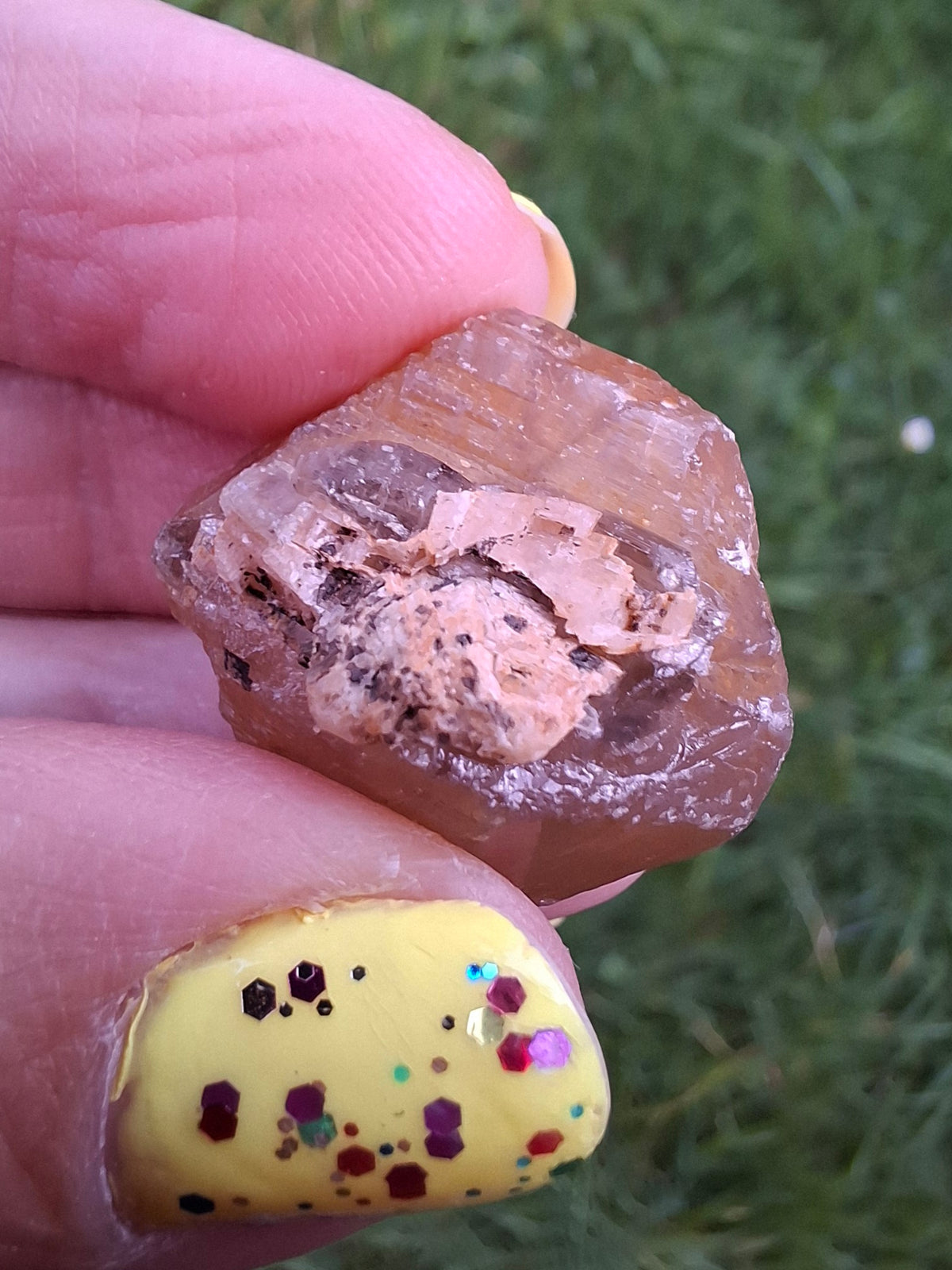 Cerussite, 19.82g, Crystal (Ref: CE4)