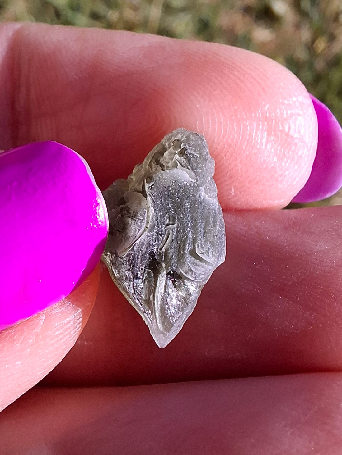 Moldavite Piece, 0.91g, Tektite (Ref: 1460)