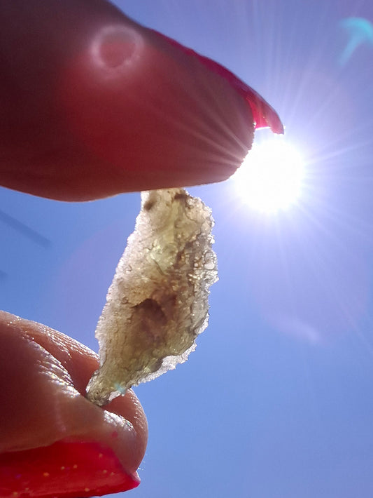 Moldavite Piece, SNOWFLAKE, FROSTED, BRUSNA, 0.48g, Tektite (Ref: 1491)