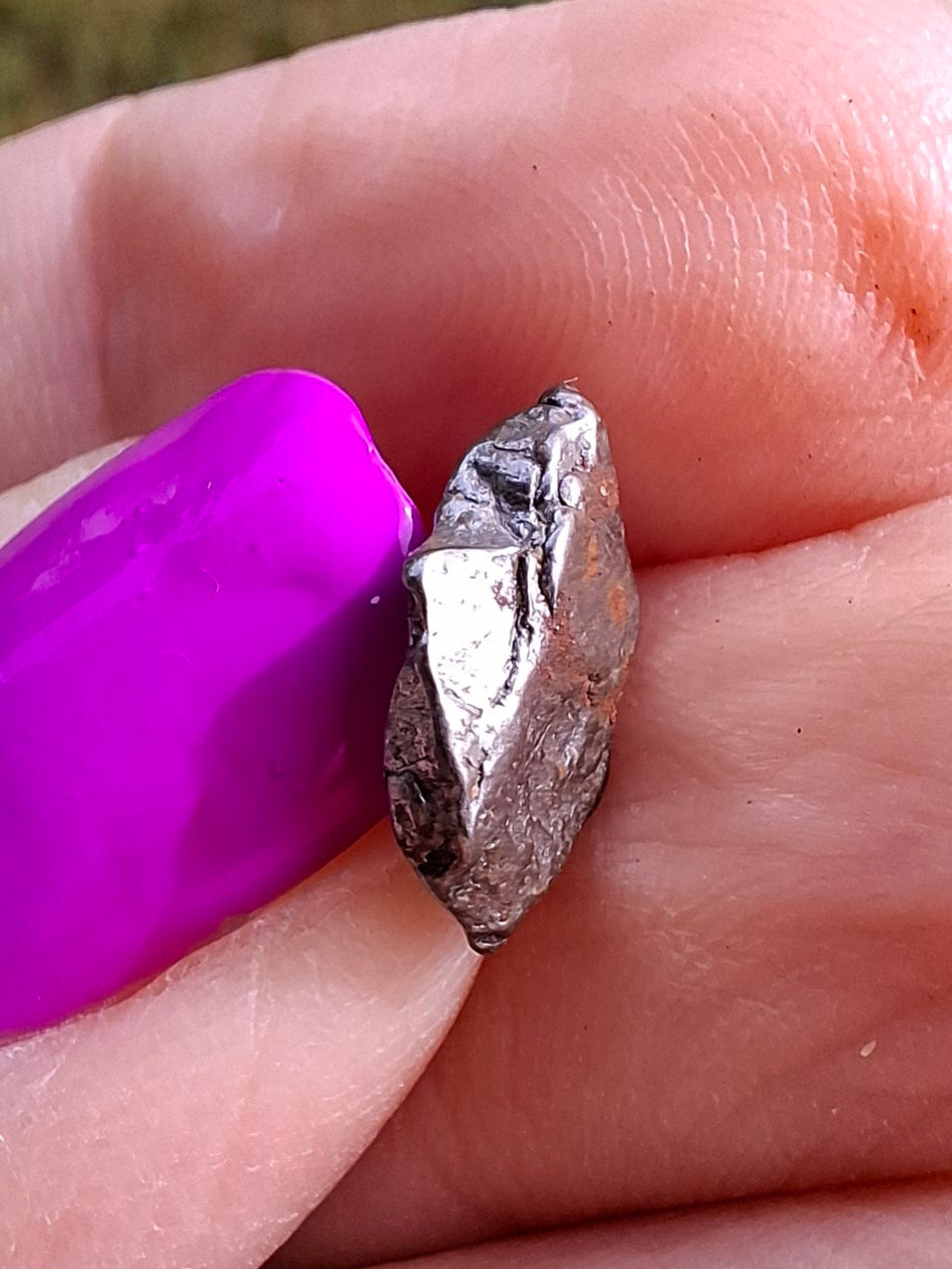 Campo del Cielo, 0.96g, Nickel Iron Meteorite (Ref: C7)