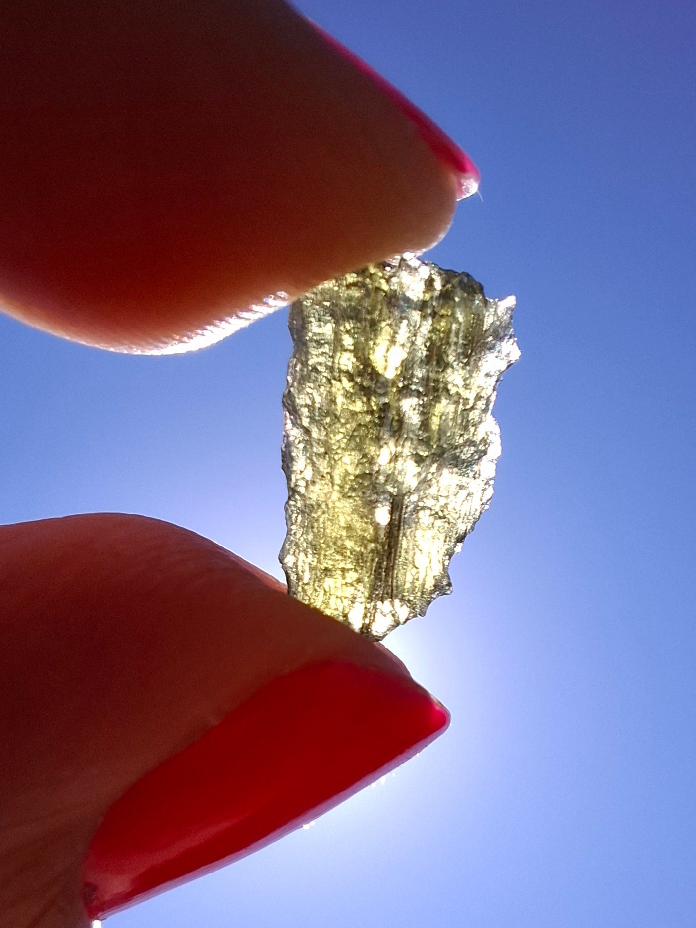 Moldavite Piece, 0.65g, Tektite (Ref: 1410)