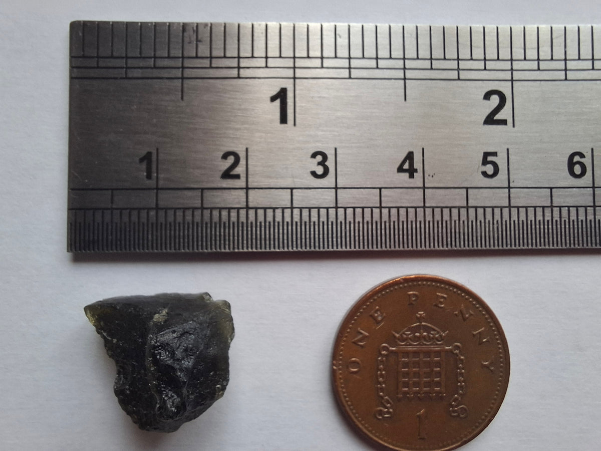 Moldavite Piece, 2.22g, Tektite (Ref: 1514)