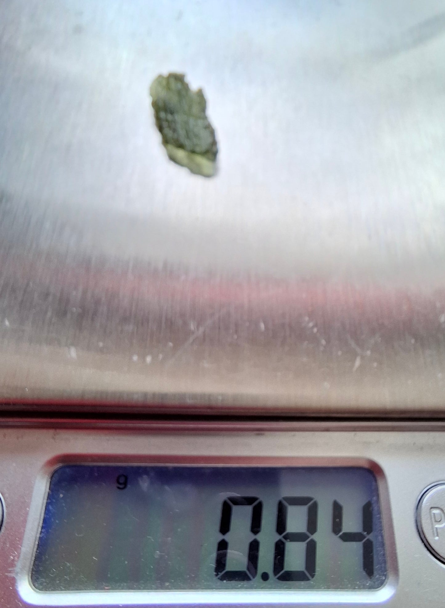 Moldavite Piece, 0.84g, Tektite (Ref: 1418)