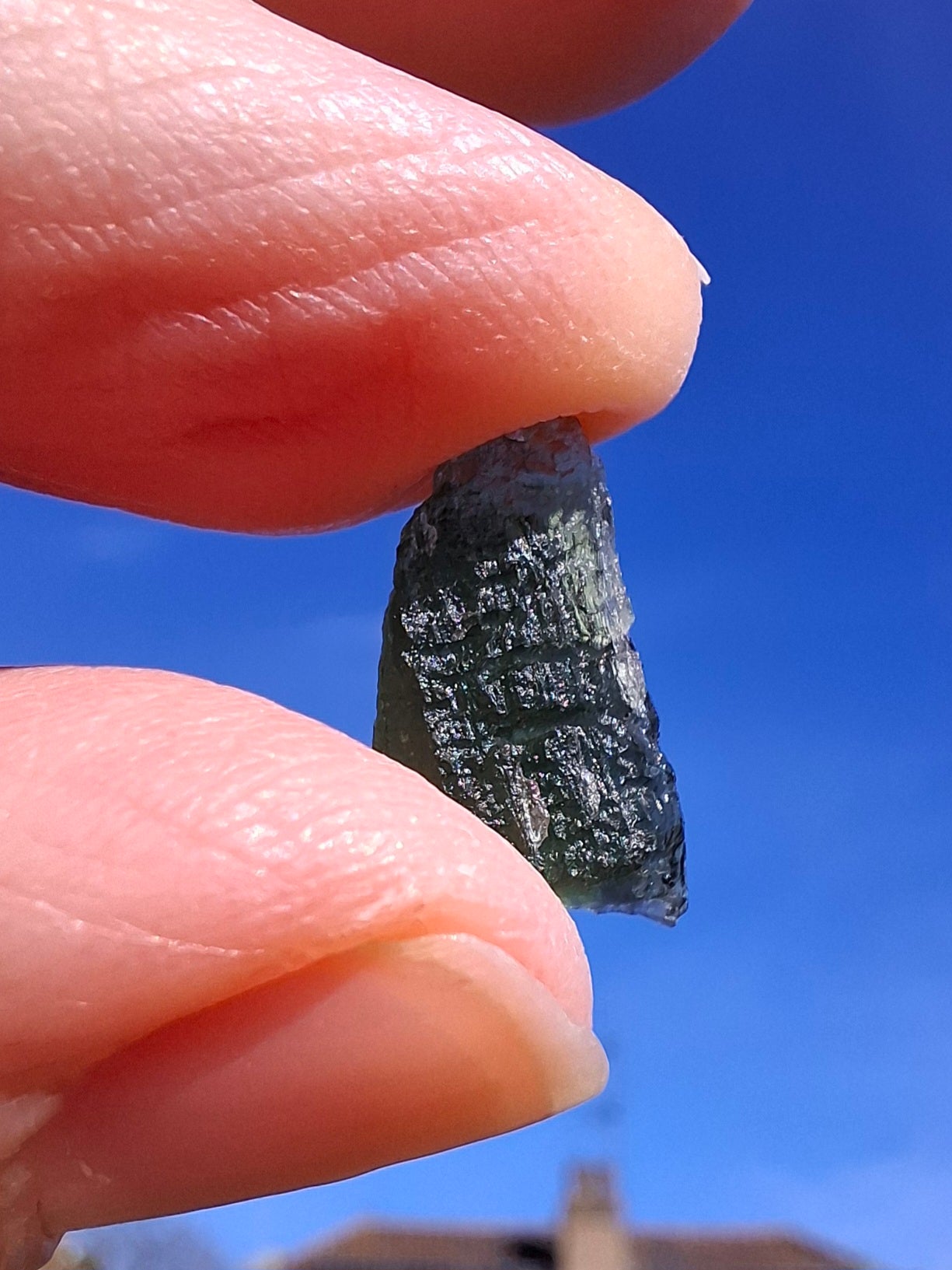 Moldavite Piece, 0.88g, Tektite (Ref: 1333)