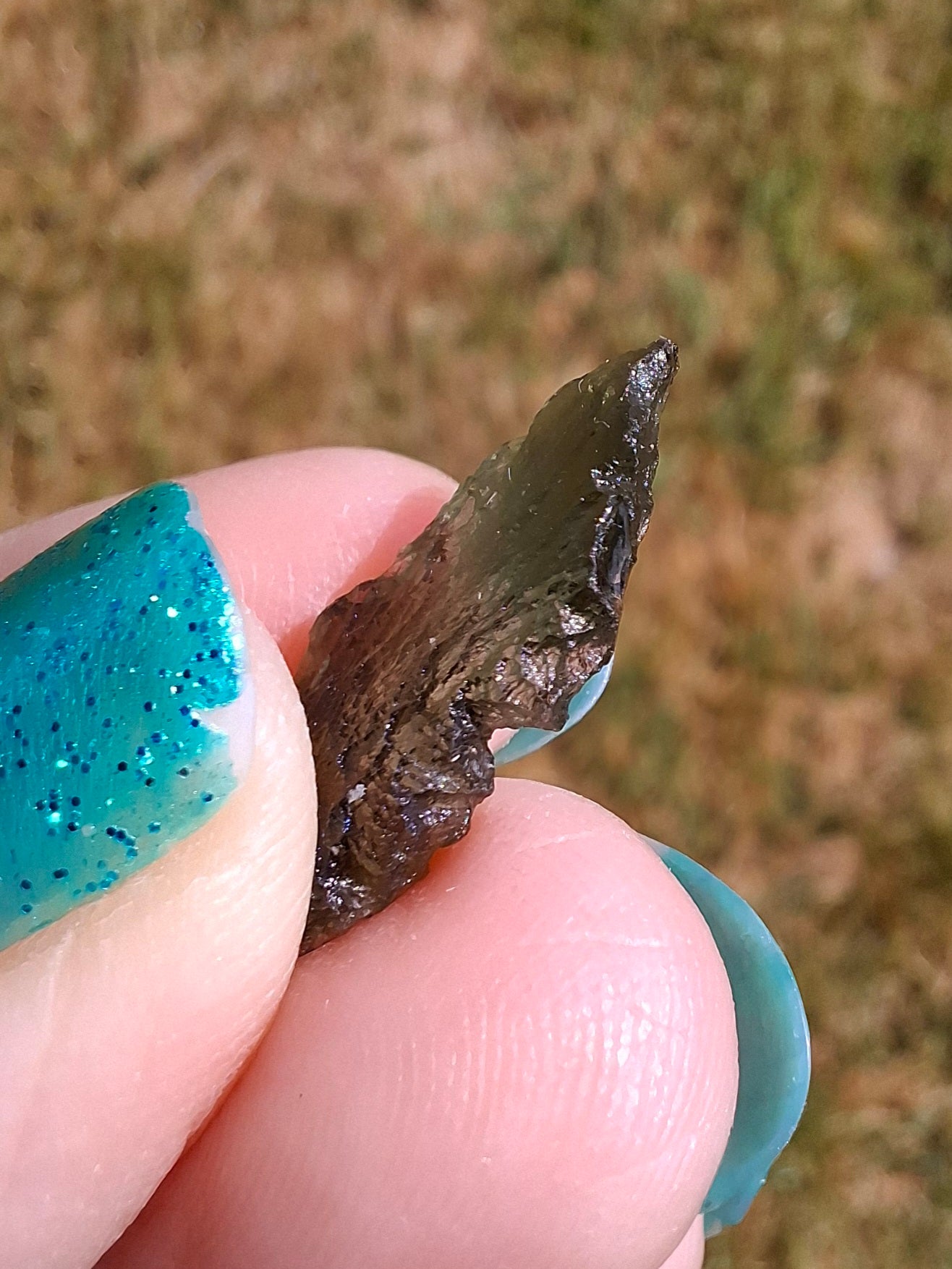 Moldavite Piece, 0.84g, Tektite (Ref: 1418)