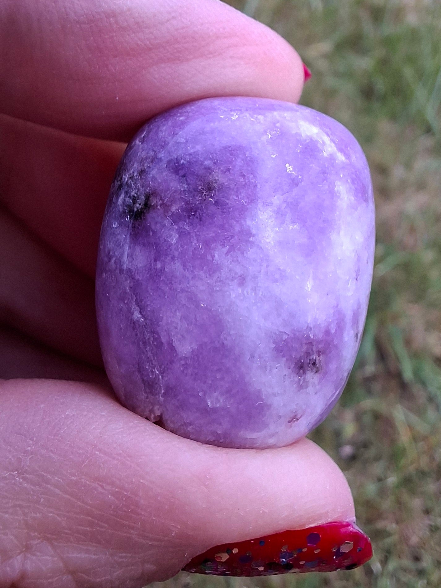 Lepidolite, Tumble Stone, Crystal (Ref: T115)