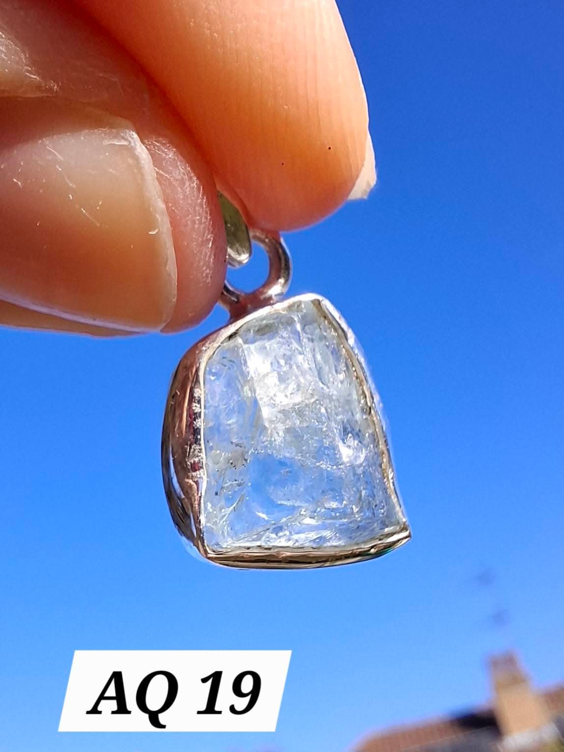 Aquamarine Pendant, 925 Silver, Crystal (Ref: AQ19)