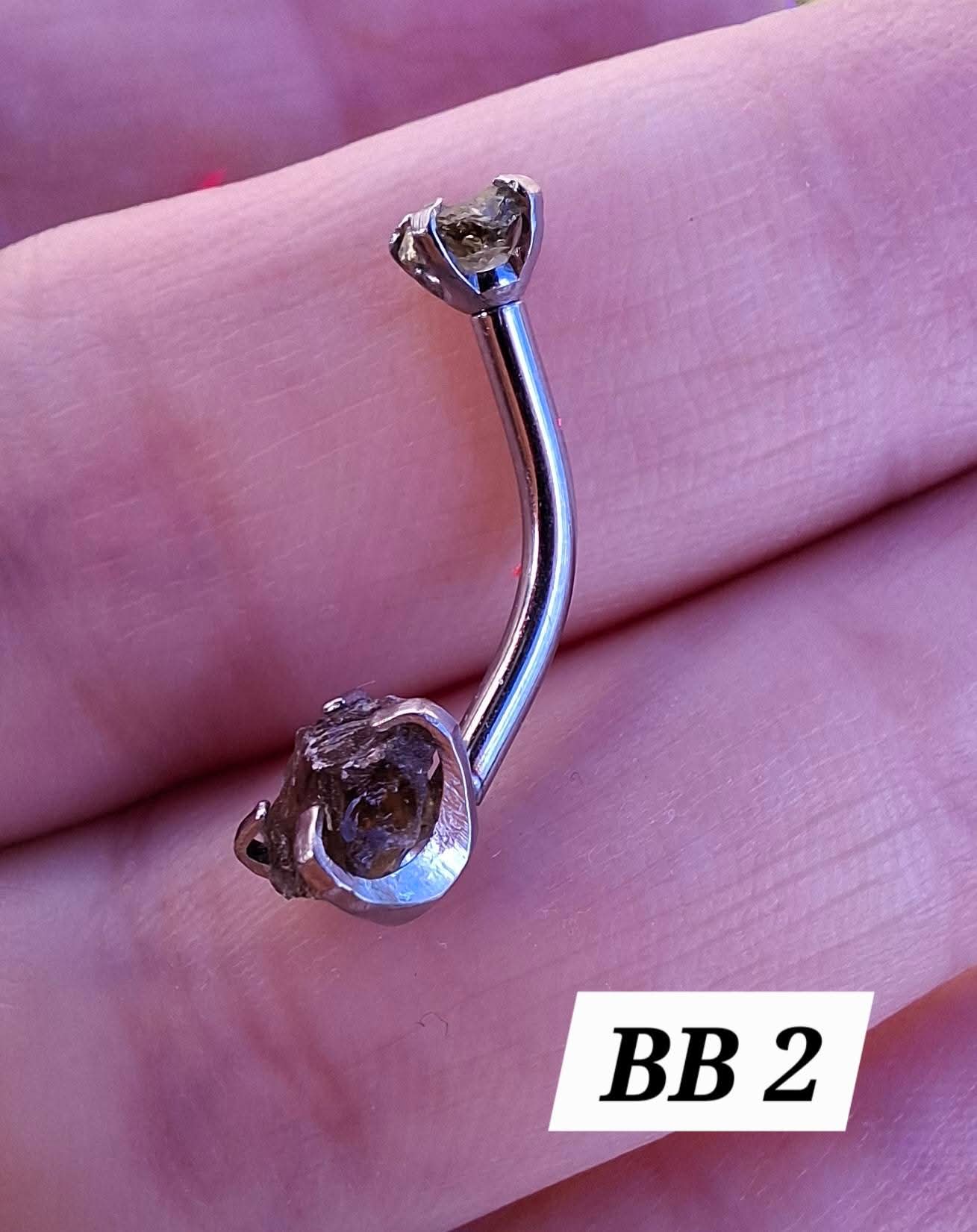 Moldavite (raw) BELLY BAR, 14G, Surgical Steel, Tektite (Ref: BB2)